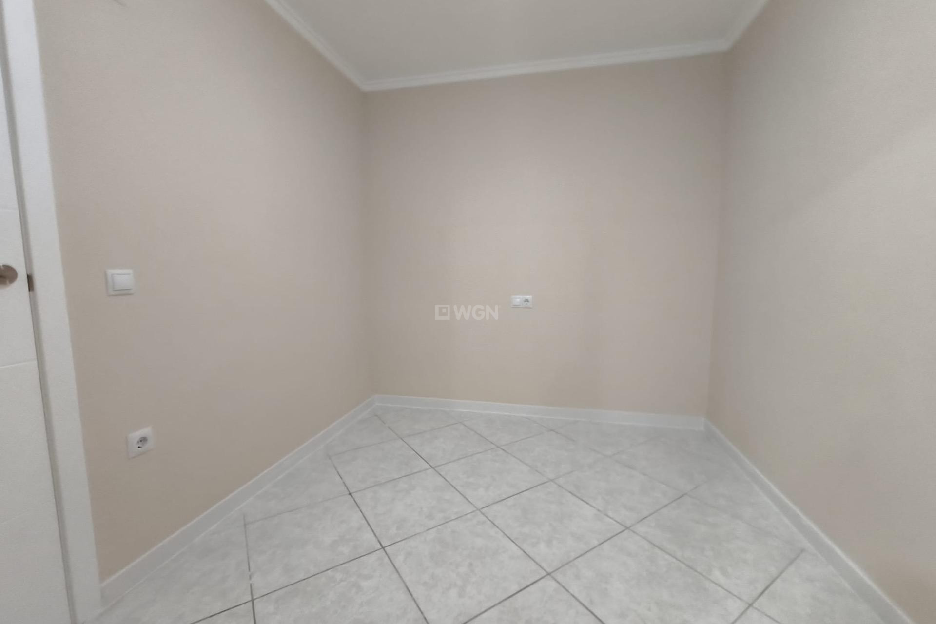 Resale - Bungalow - Torrevieja - La Siesta - El Salado - Torreta