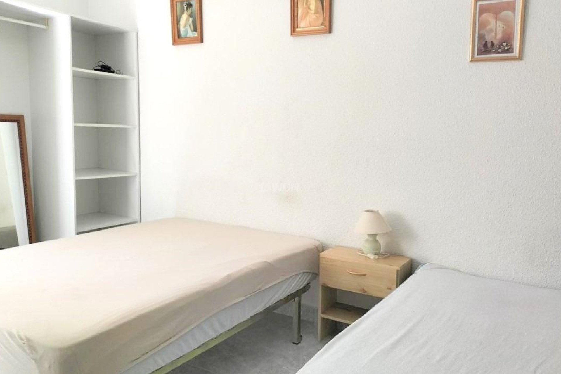 Resale - Bungalow - Torrevieja - La Siesta - El Salado - Torreta