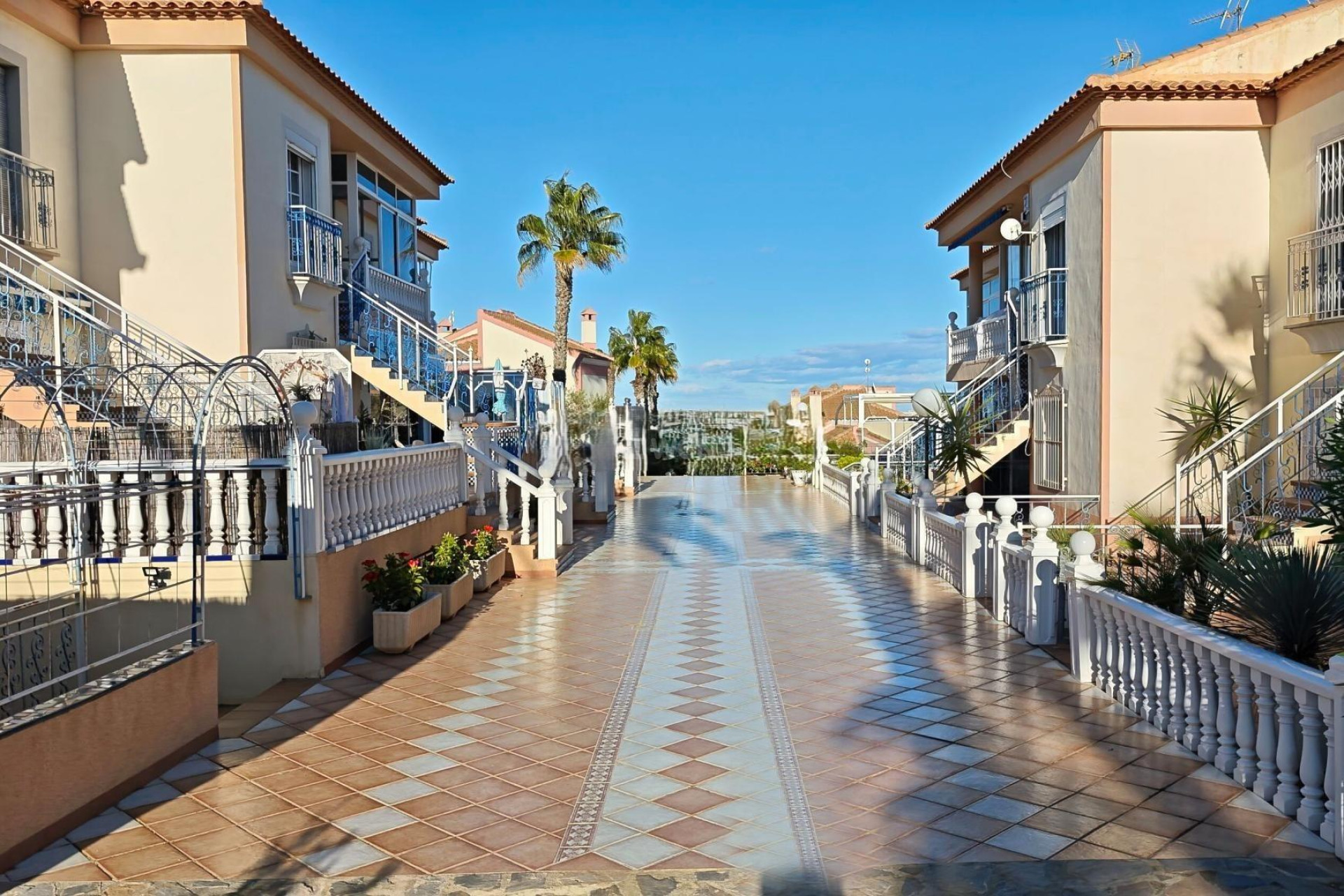 Resale - Bungalow - Torrevieja - Los Balcones - Los Altos del Edén