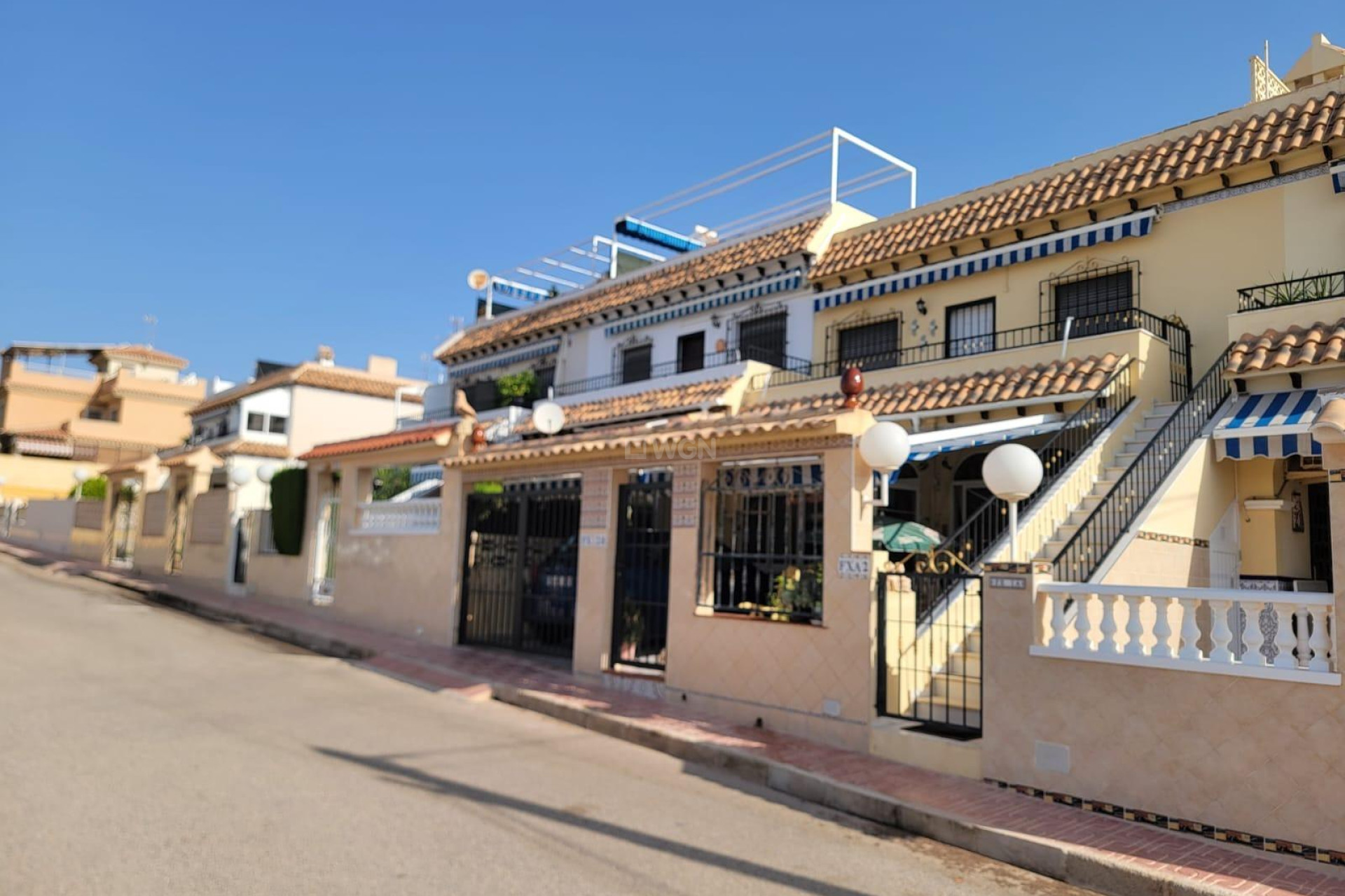 Resale - Bungalow - Torrevieja - Los Frutales