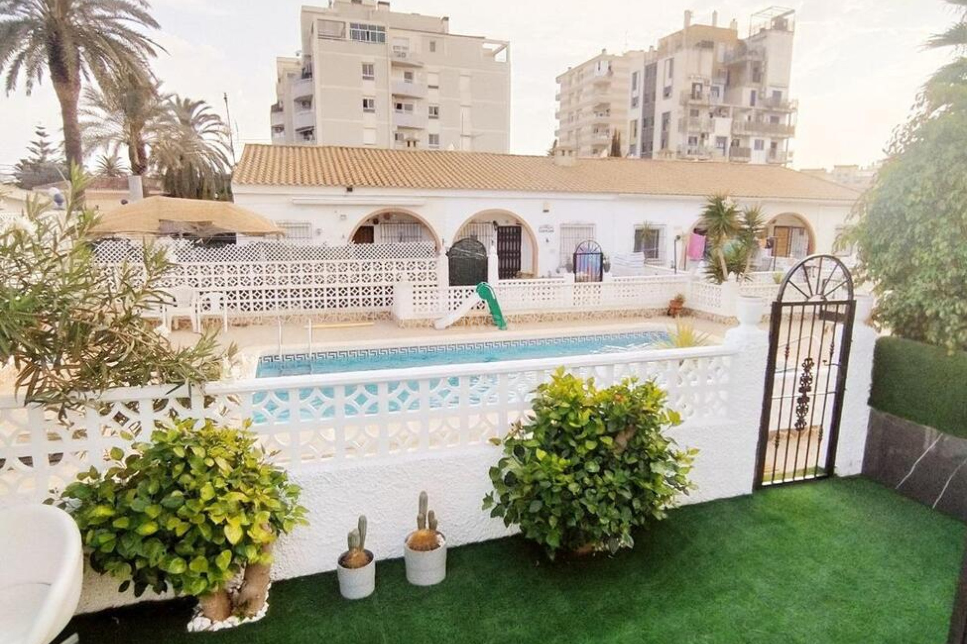 Resale - Bungalow - Torrevieja - Nueva Torrevieja