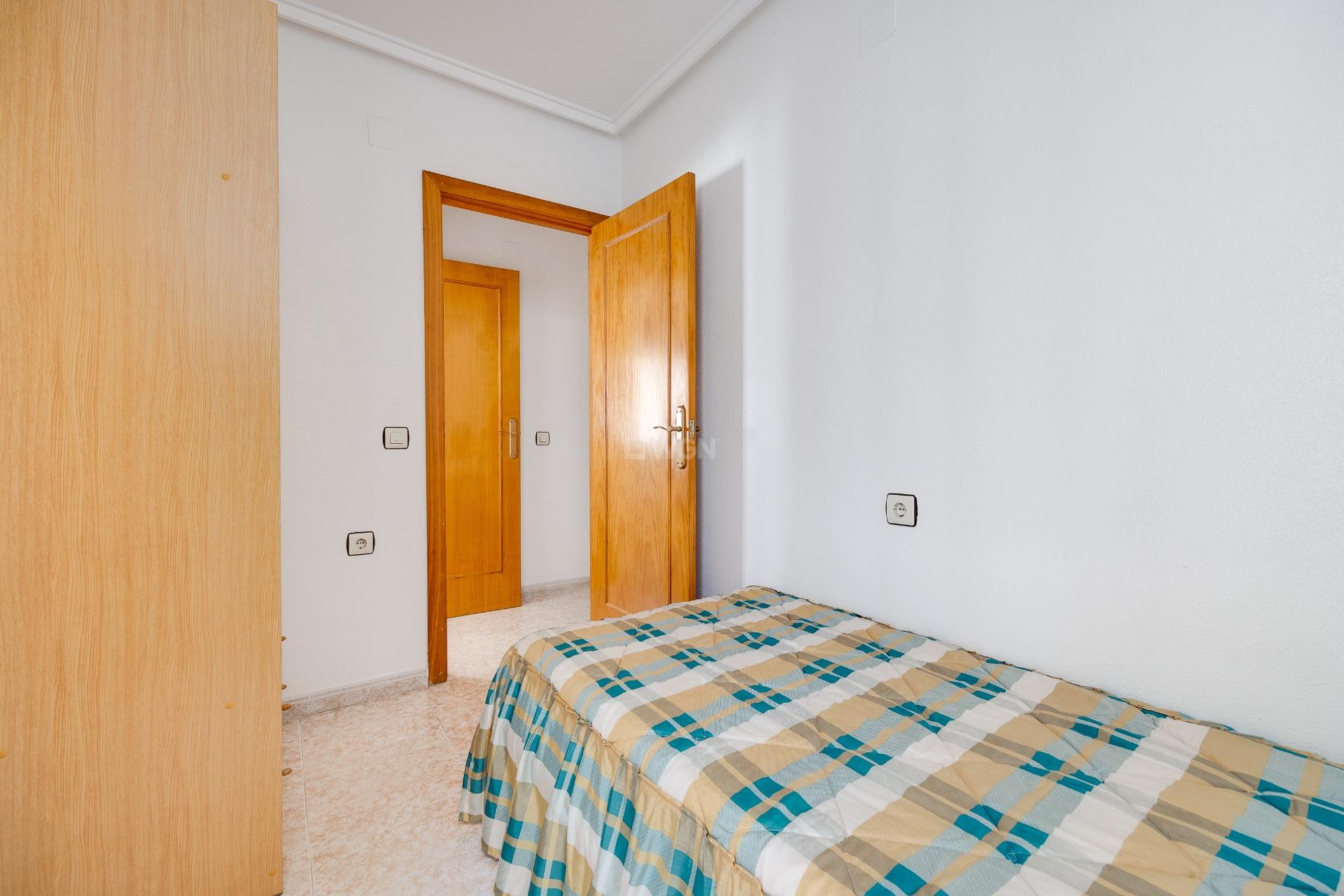 Resale - Bungalow - Torrevieja - PARQUE DE LAS NACIONES