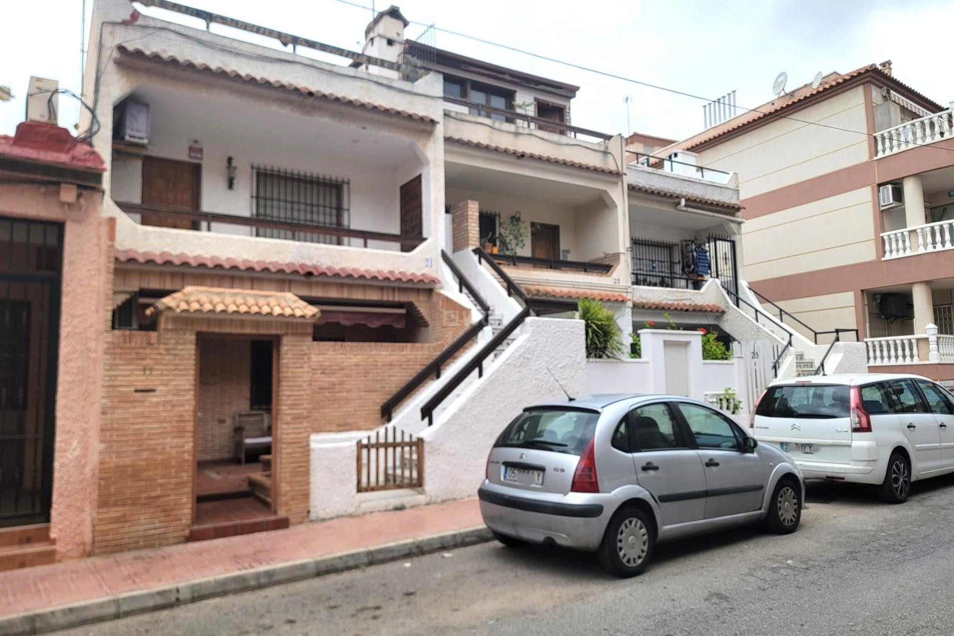 Resale - Bungalow - Torrevieja - Playa de los Locos