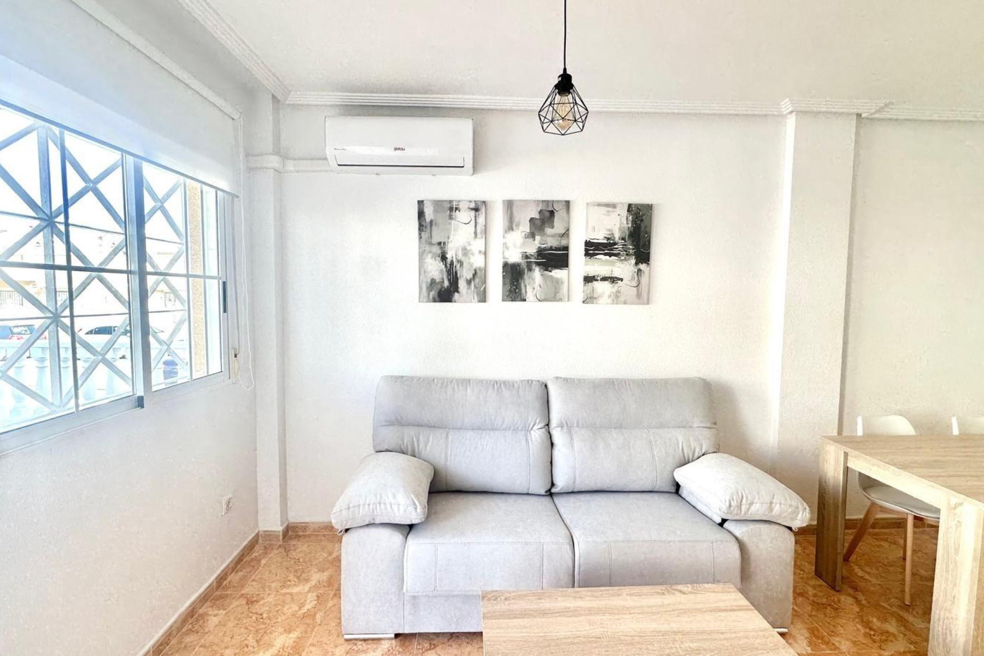 Resale - Bungalow - Torrevieja - Playa de los Locos