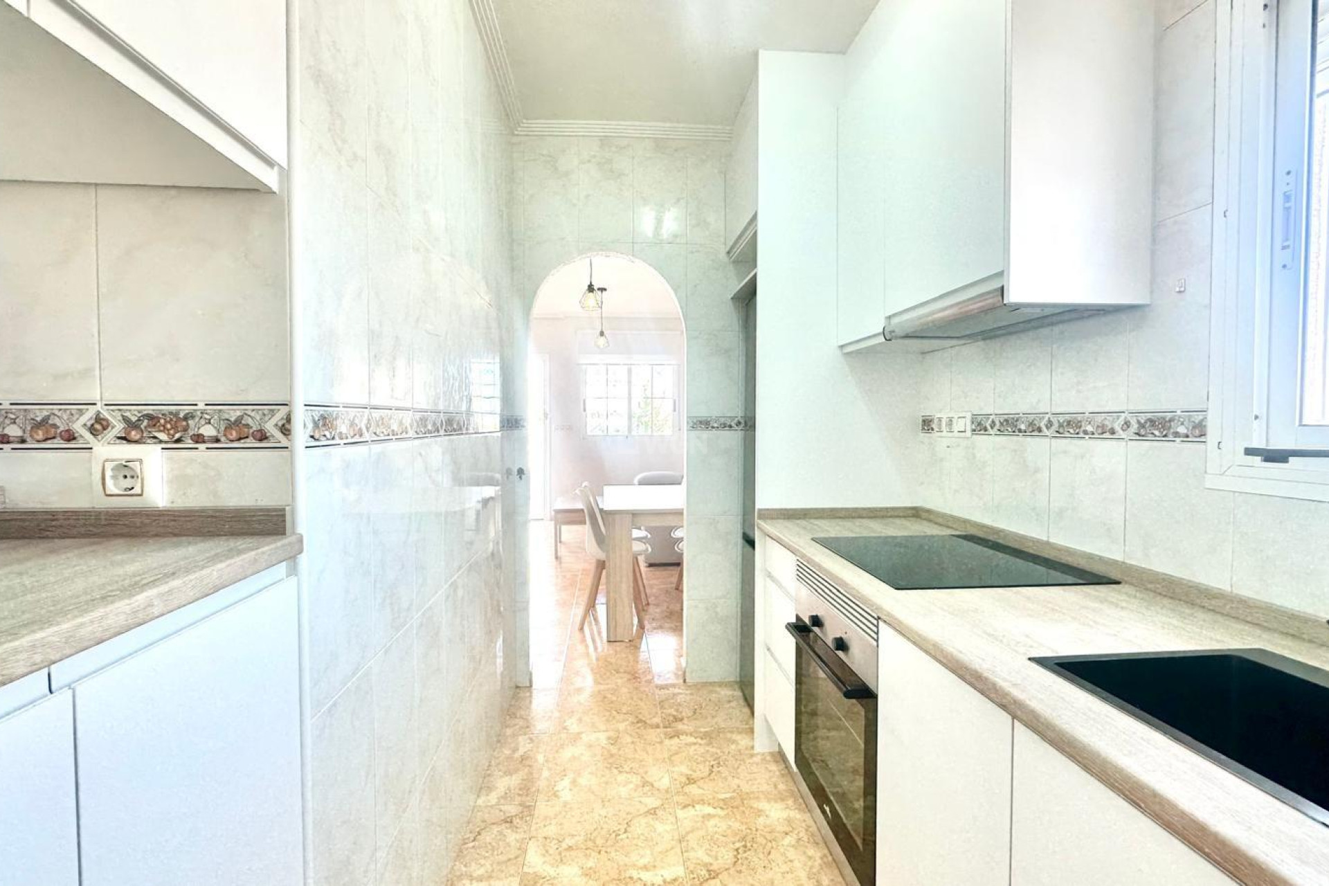 Resale - Bungalow - Torrevieja - Playa de los Locos