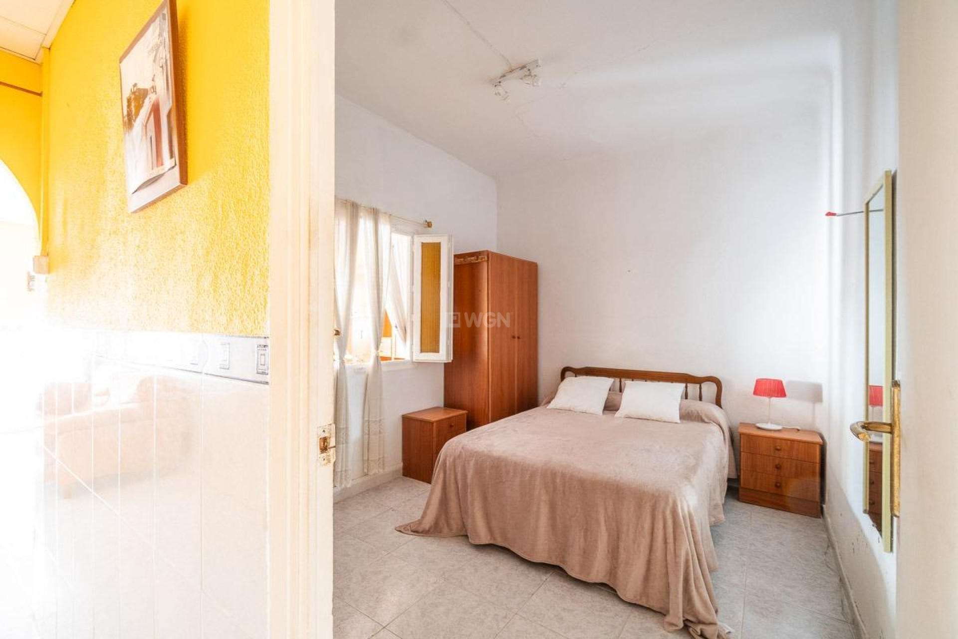 Resale - Bungalow - Torrevieja - Playa De Los Naufragos