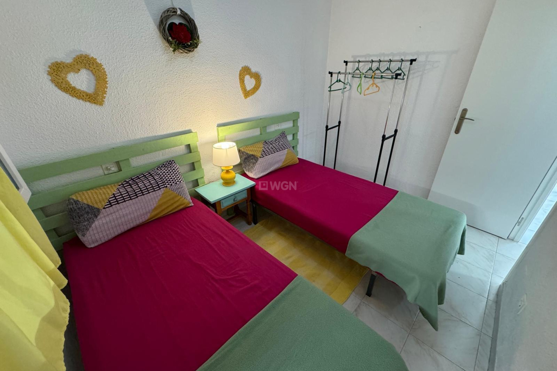 Resale - Bungalow - Torrevieja - Playa De Los Naufragos