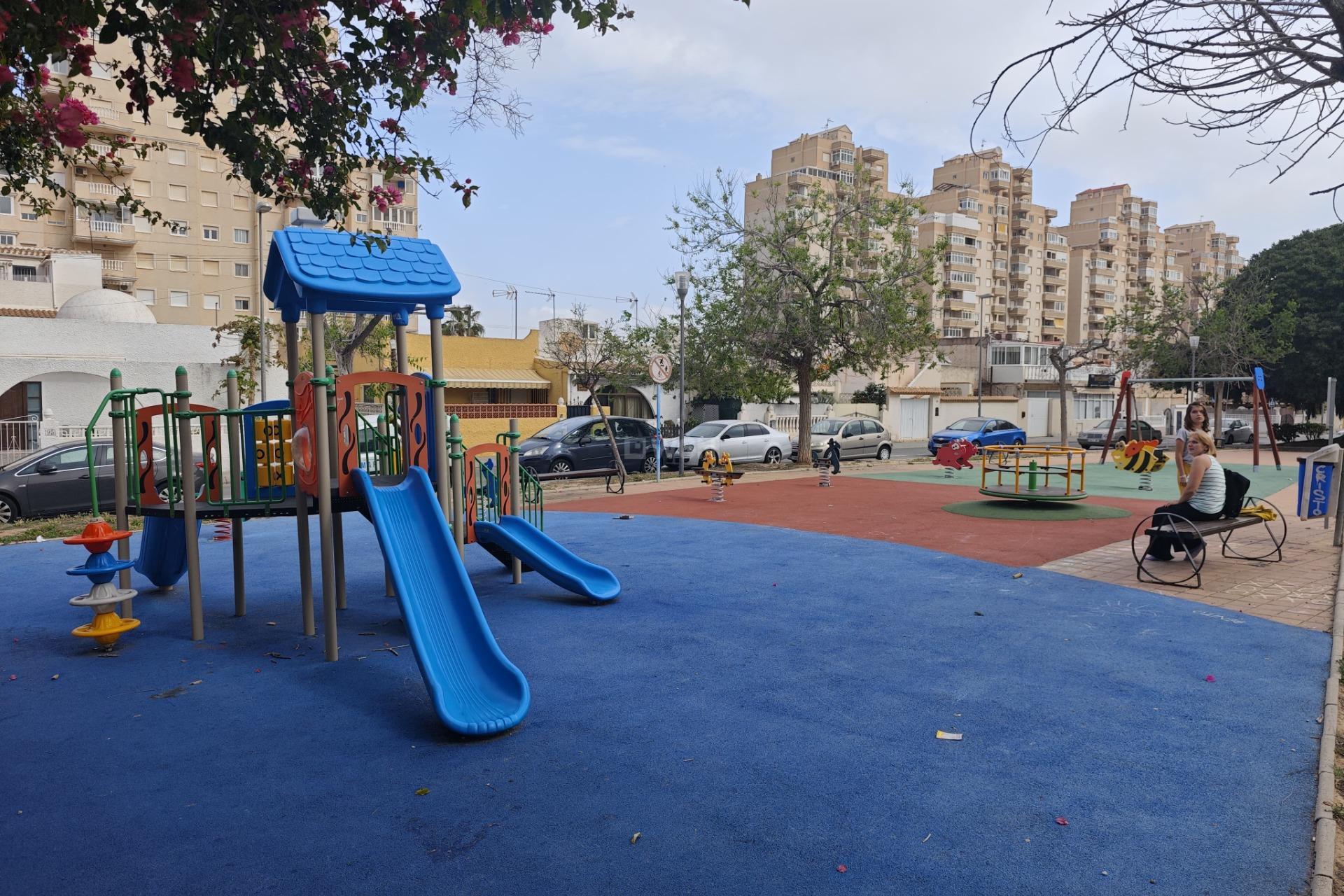 Resale - Bungalow - Torrevieja - Playa del Cura