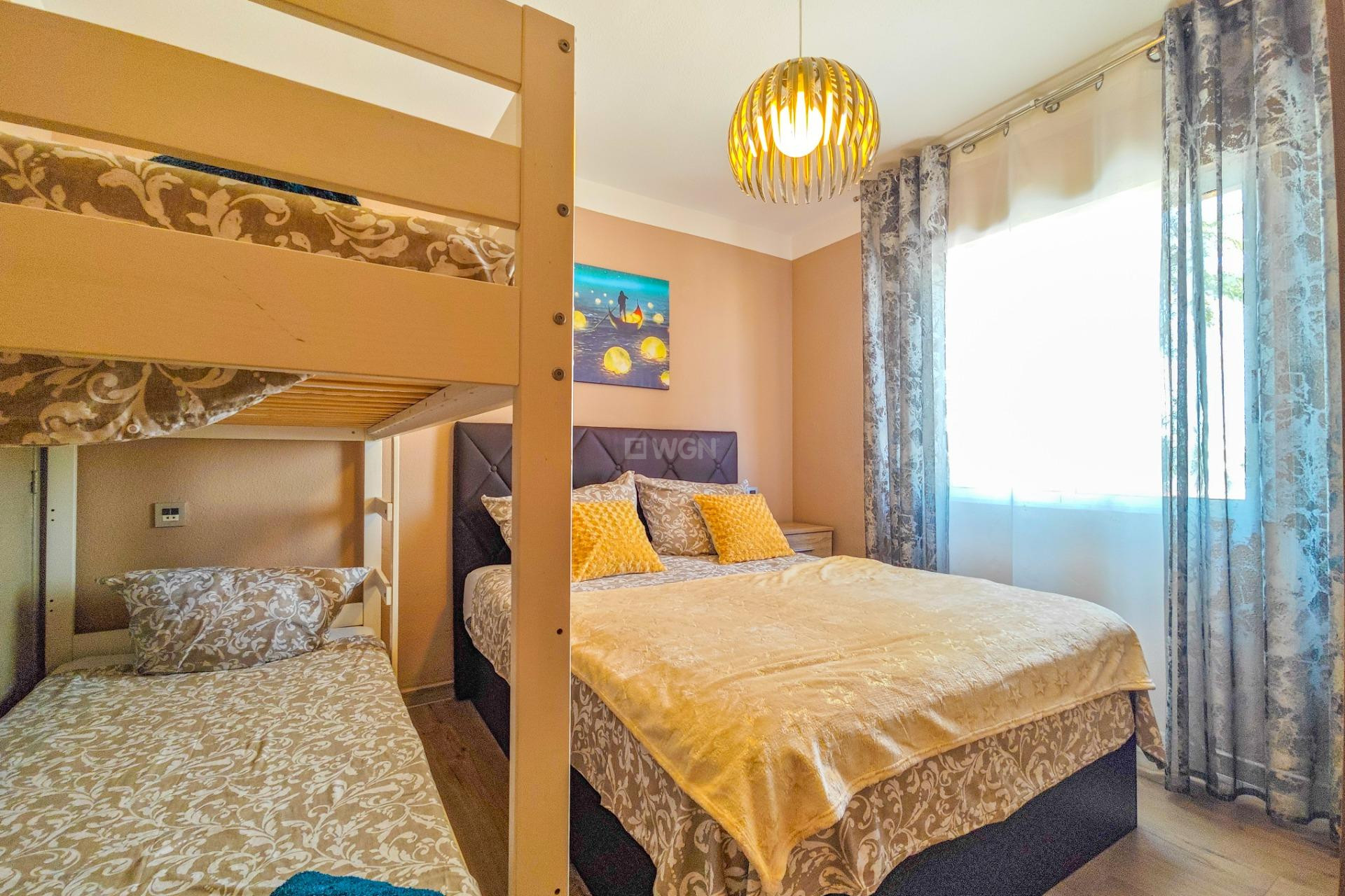 Resale - Bungalow - Torrevieja - Torreblanca