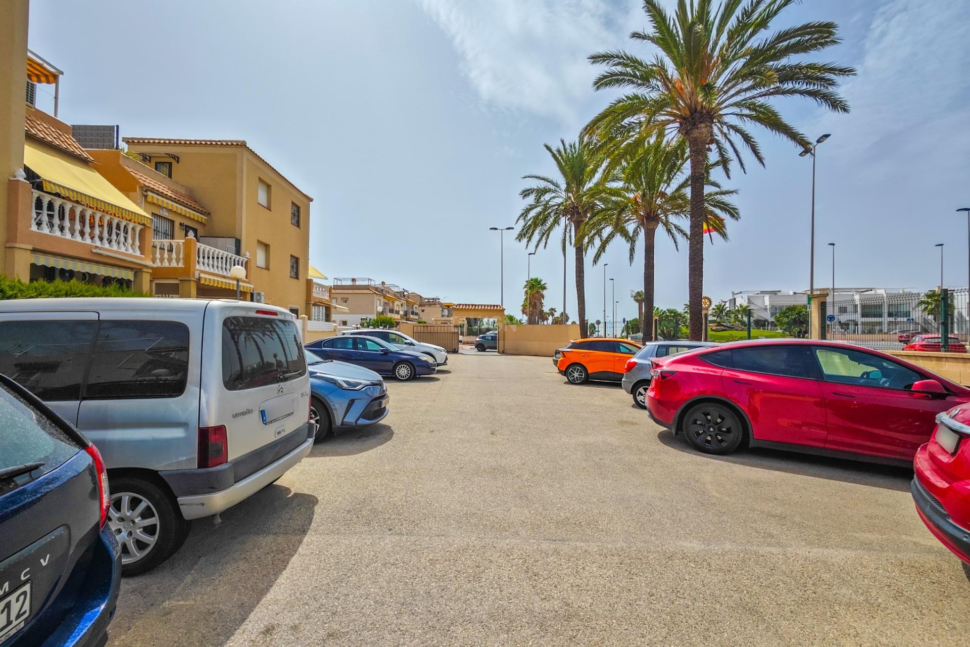 Resale - Bungalow - Torrevieja - Torreblanca