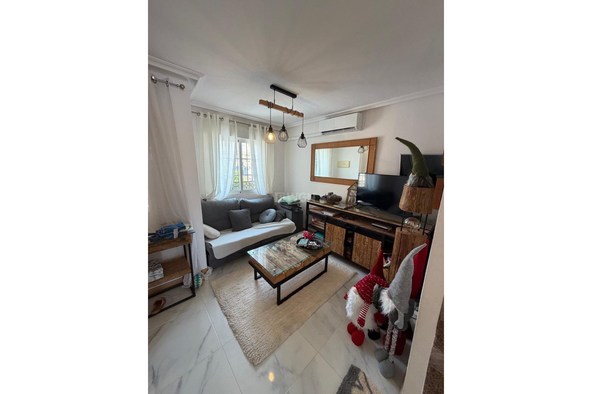 Resale - Bungalow - Torrevieja - Zona Los Frutales