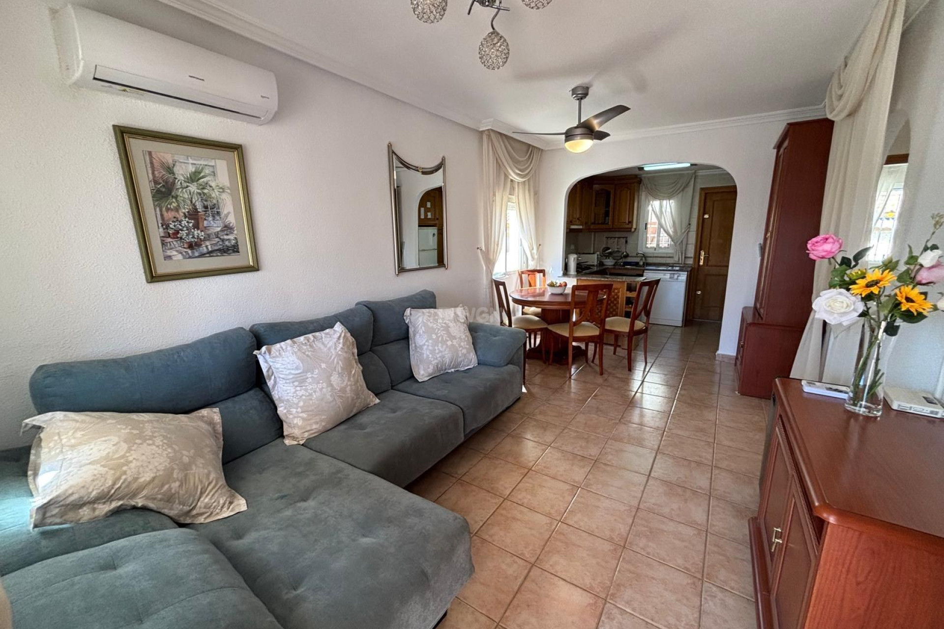 Resale - Bungalow - Torrevieja