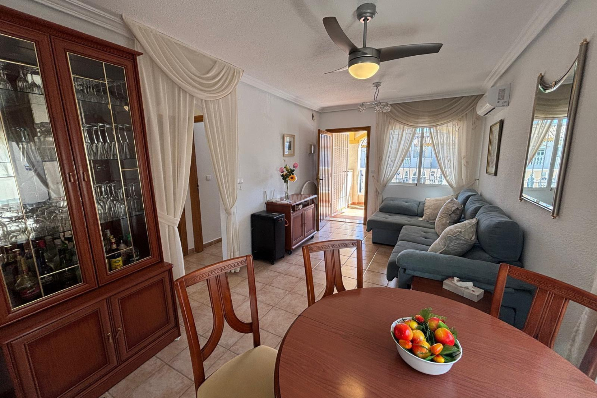 Resale - Bungalow - Torrevieja