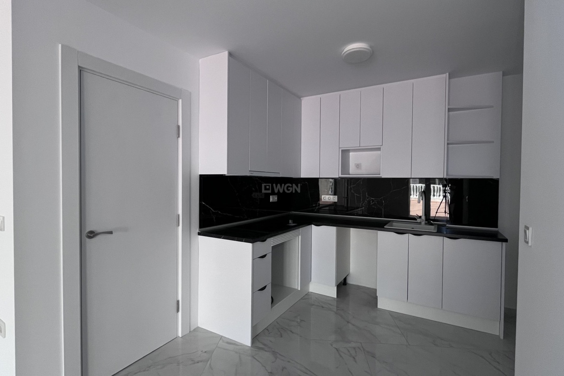 Resale - Bungalow - Torrevieja