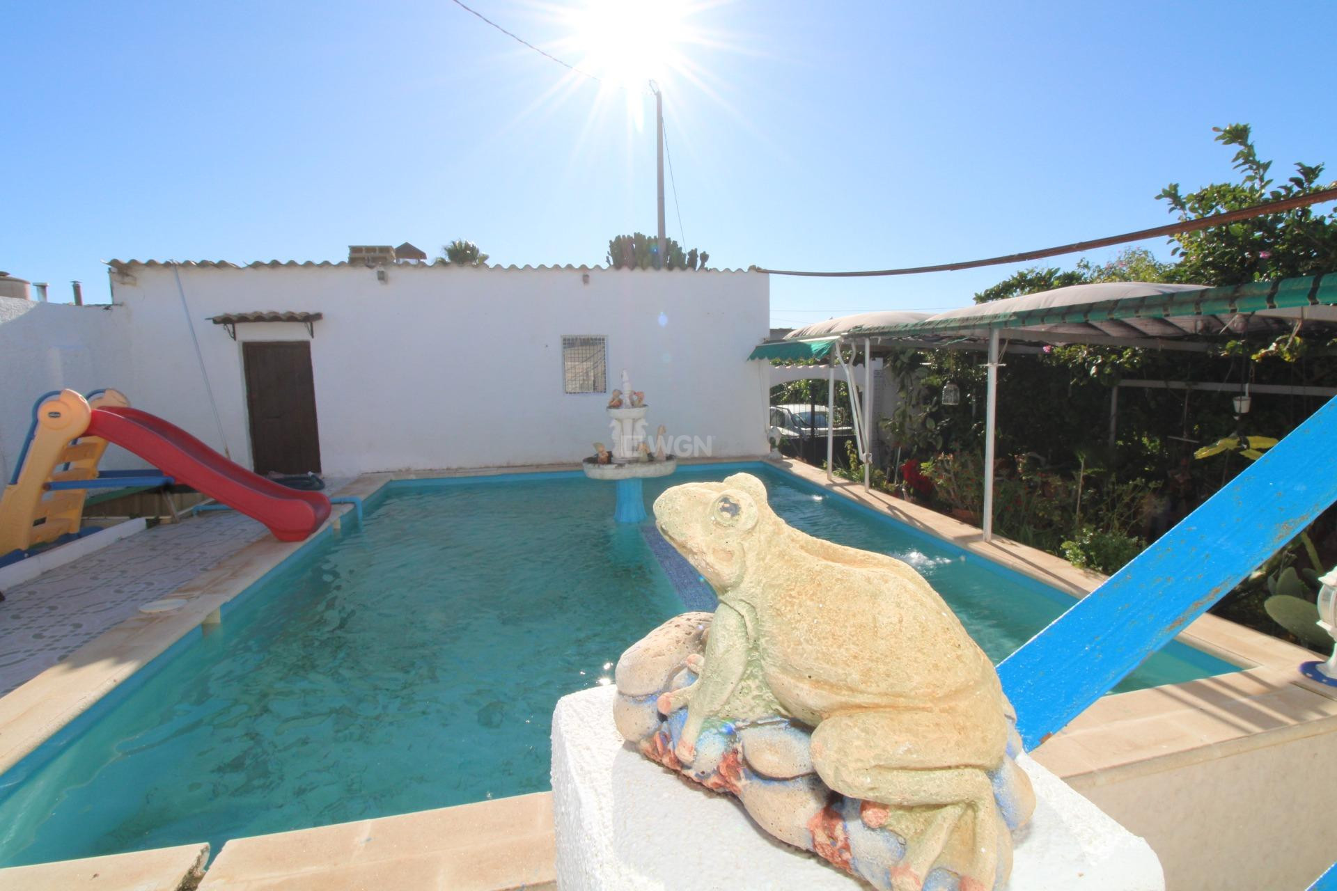 Resale - Casa con terreno - San Javier - El Mirador-pozo Aledo