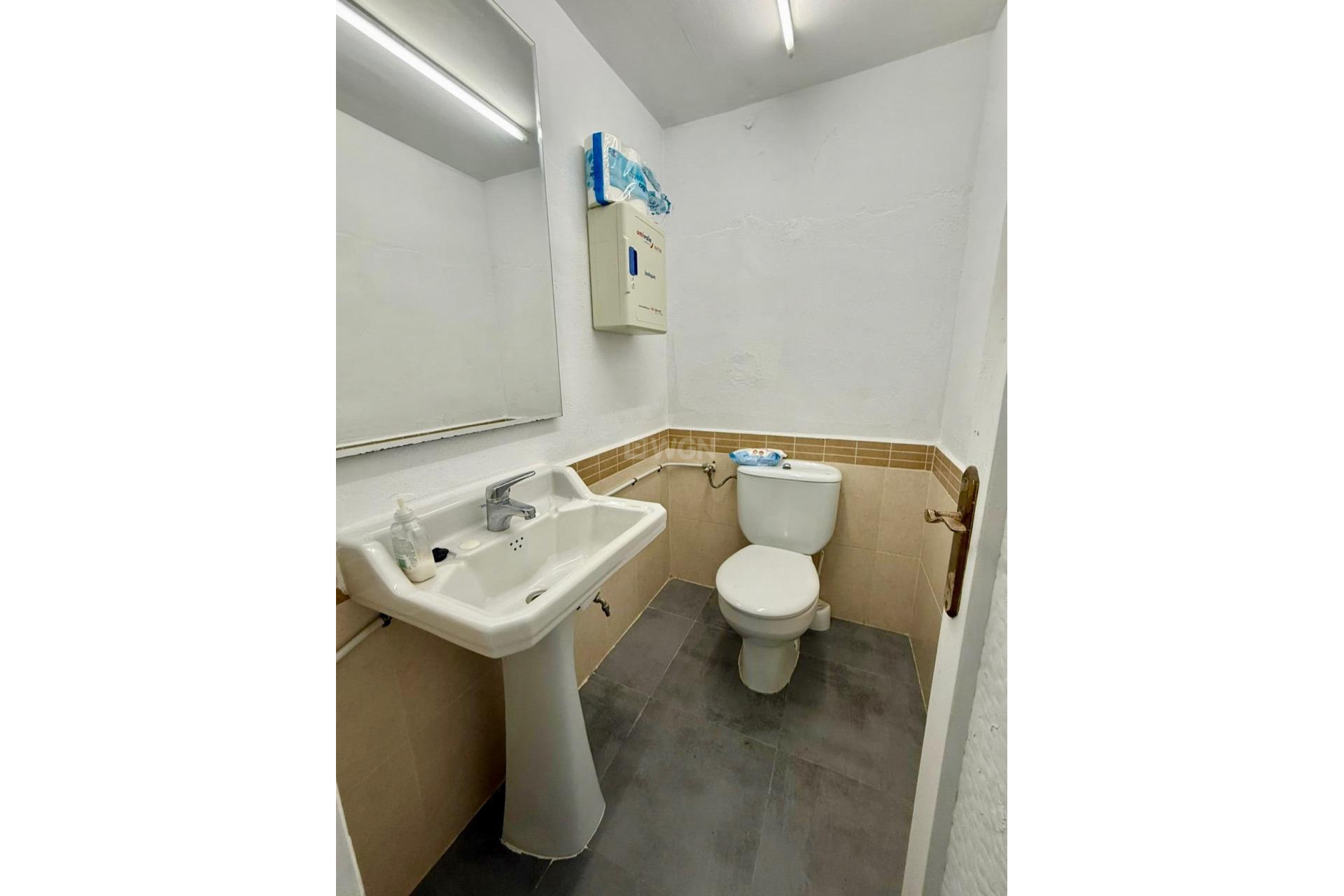 Resale - Commercial - Benidorm - Poniente