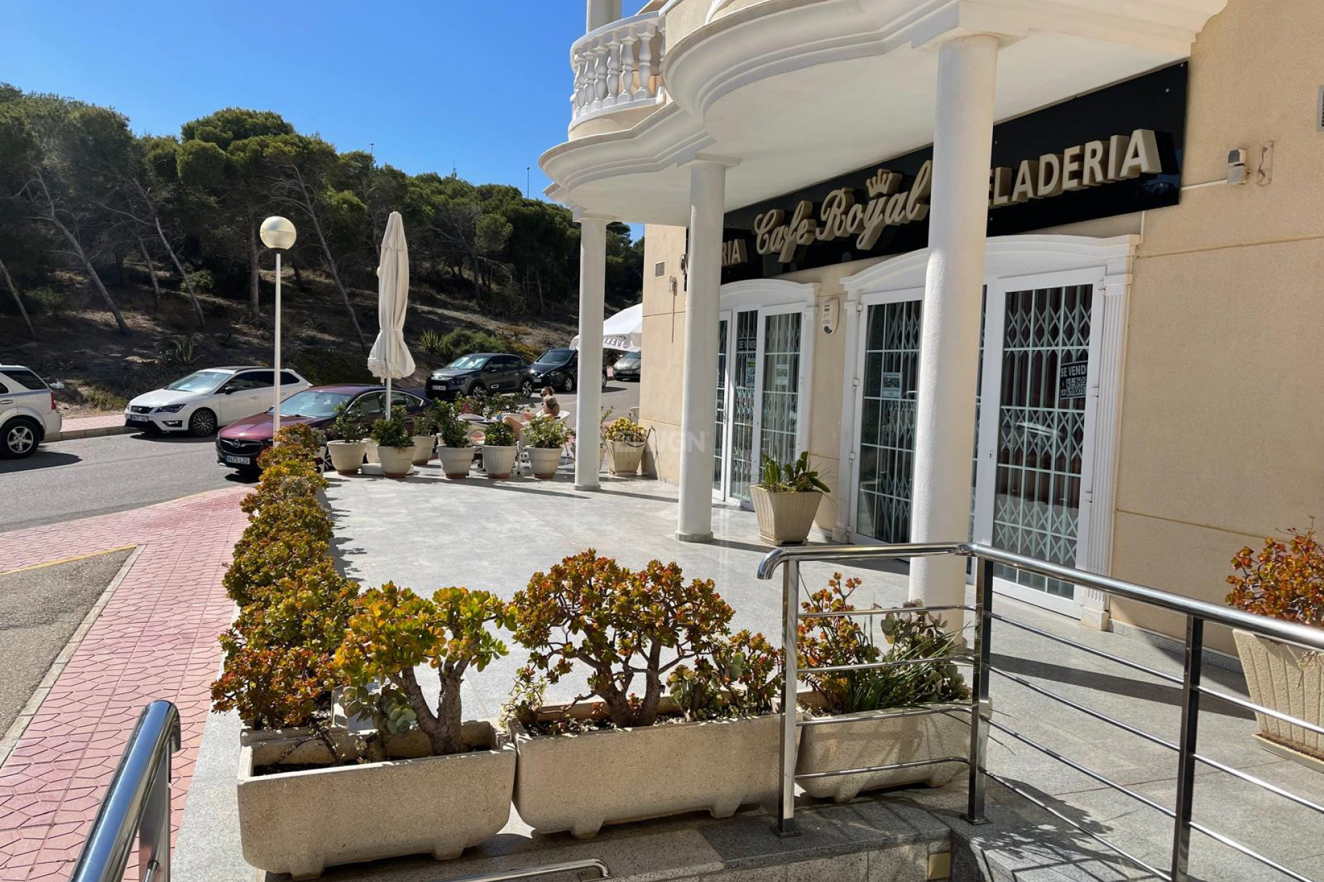 Resale - Commercial - Guardamar del Segura - Costa Blanca