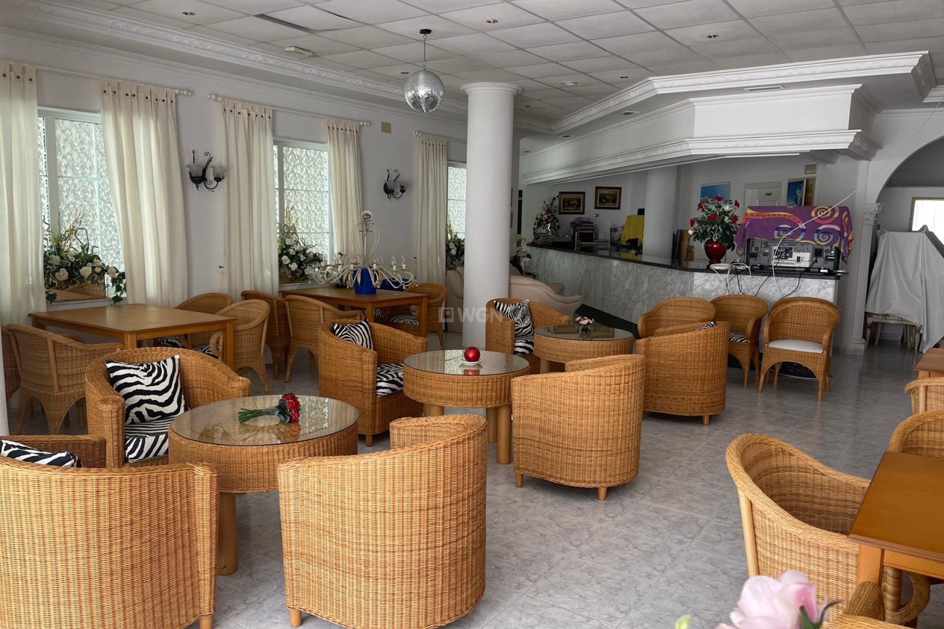 Resale - Commercial - Guardamar del Segura - Costa Blanca