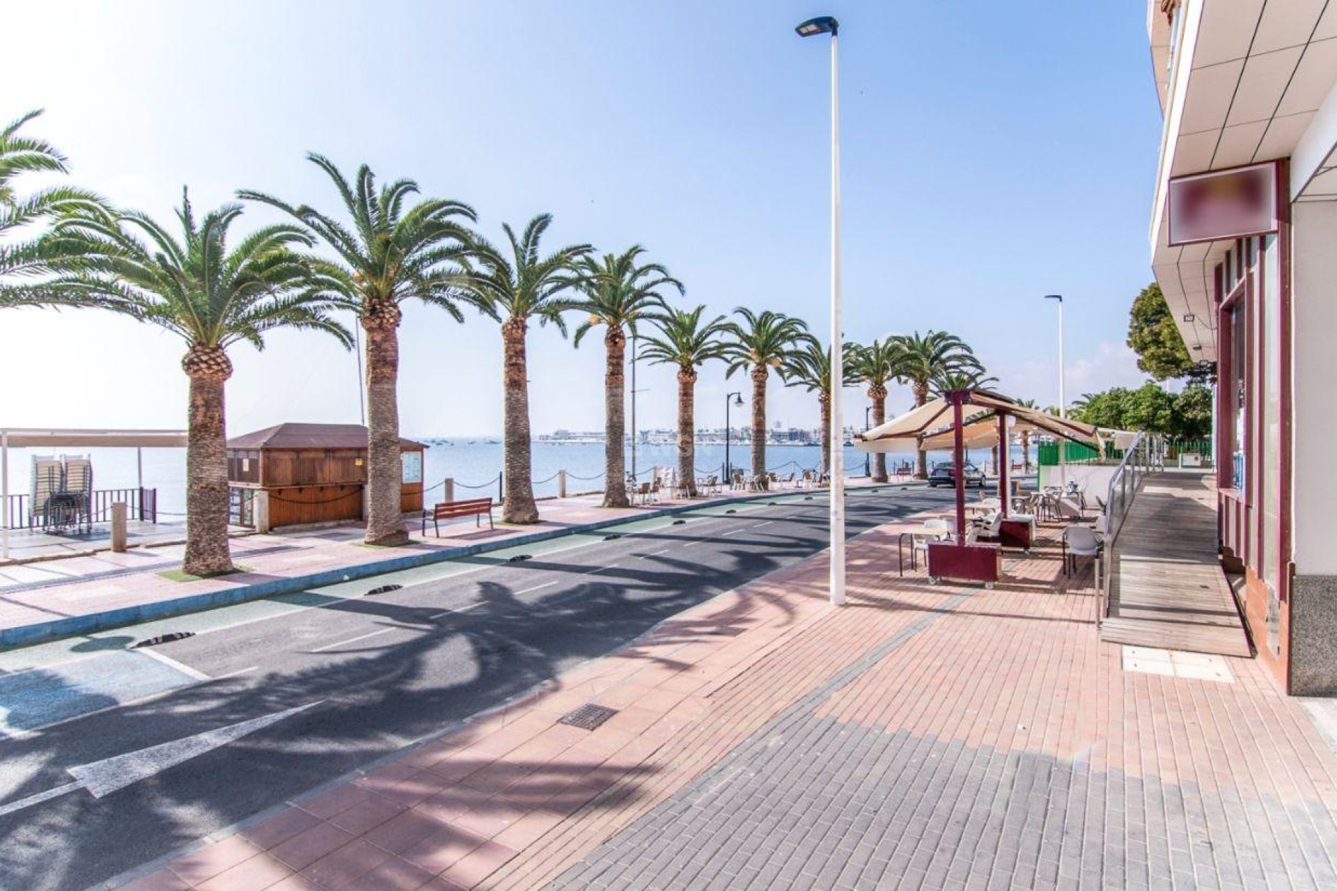 Resale - Commercial - Lo Pagan - Villananitos