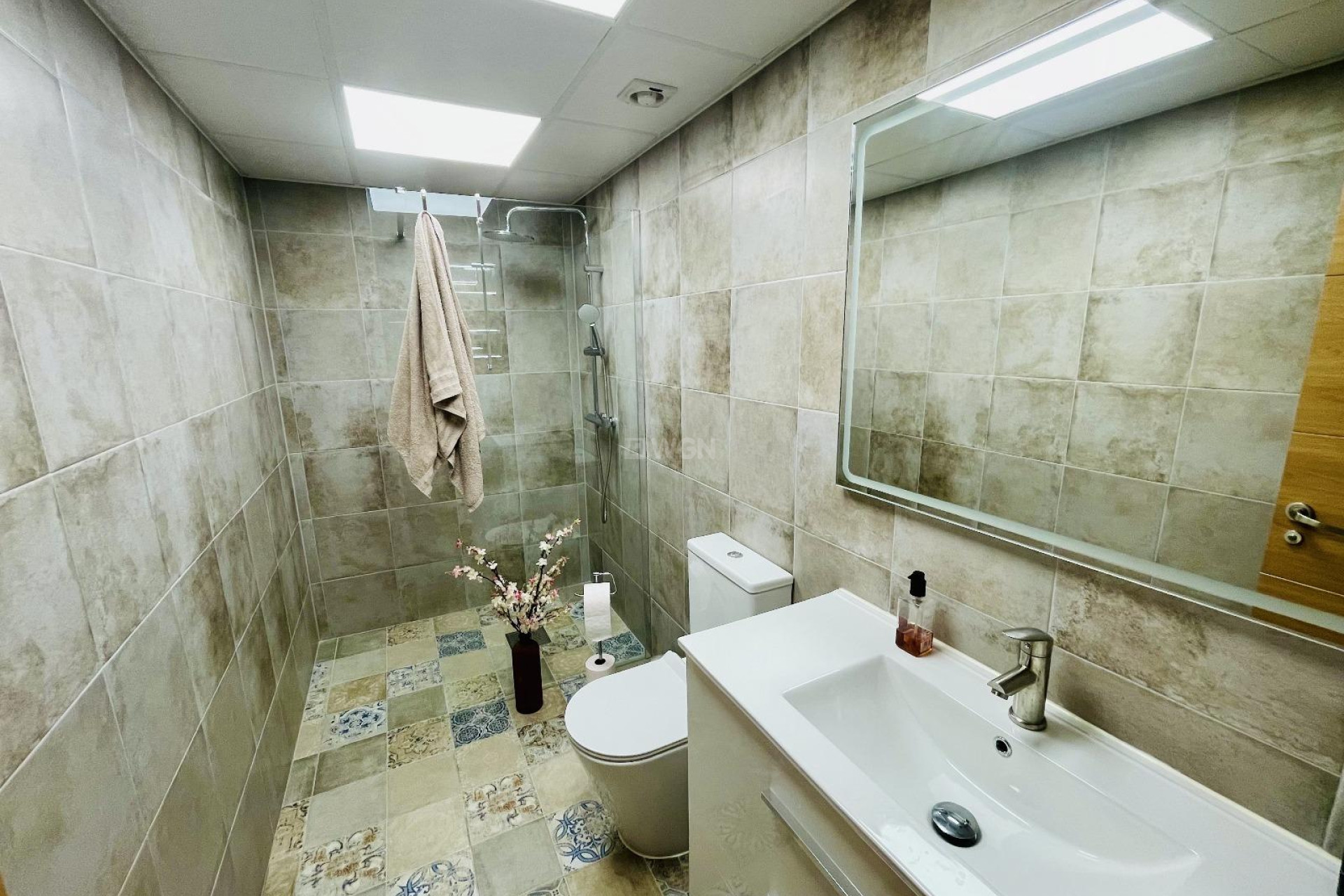 Resale - Commercial - Torrevieja - Centro