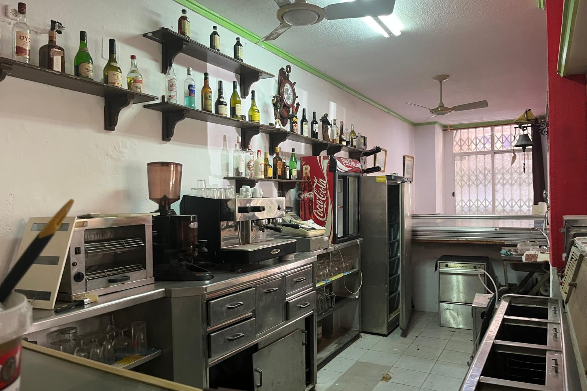 Resale - Commercial - Torrevieja - Centro