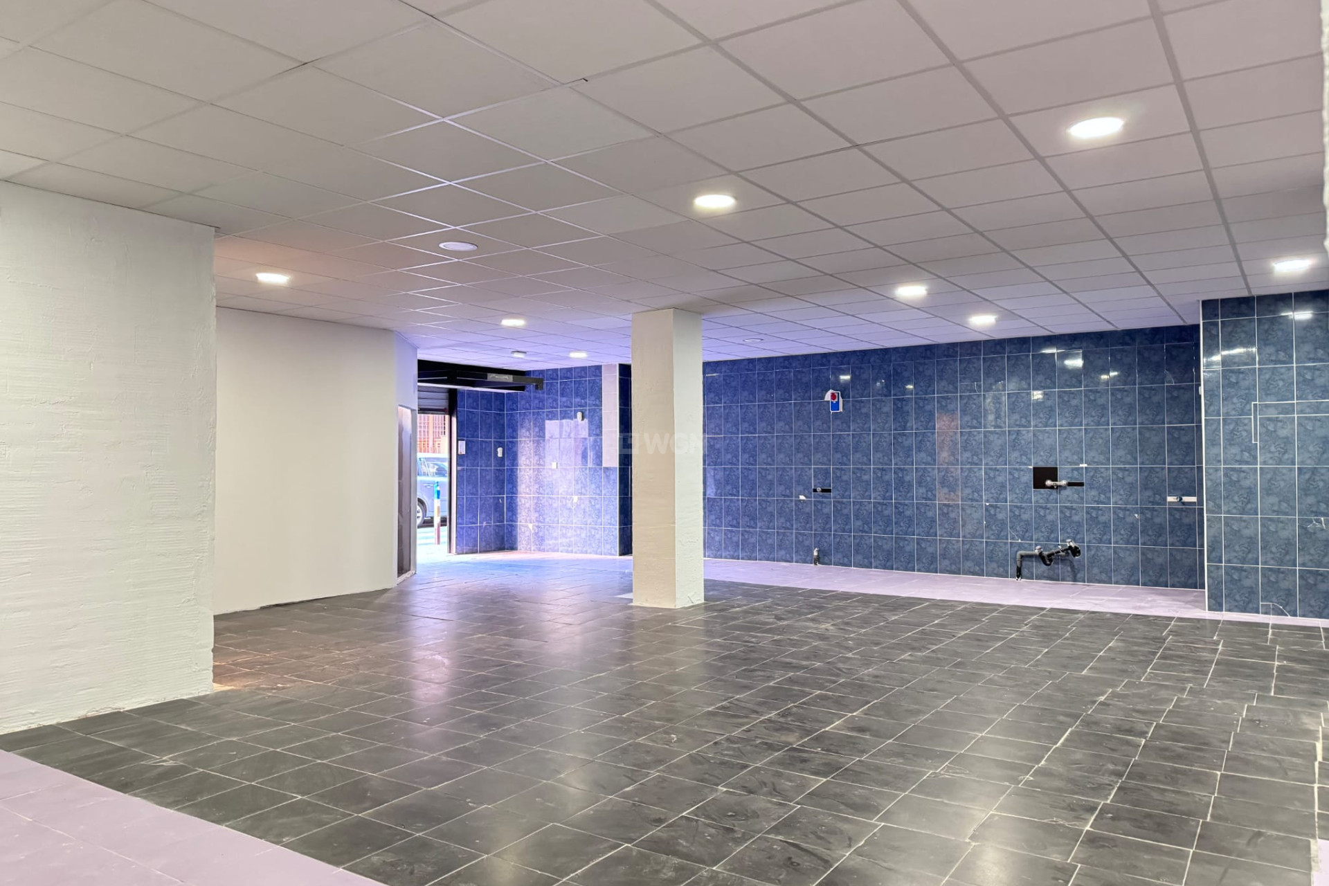 Resale - Commercial - Torrevieja - Costa Blanca