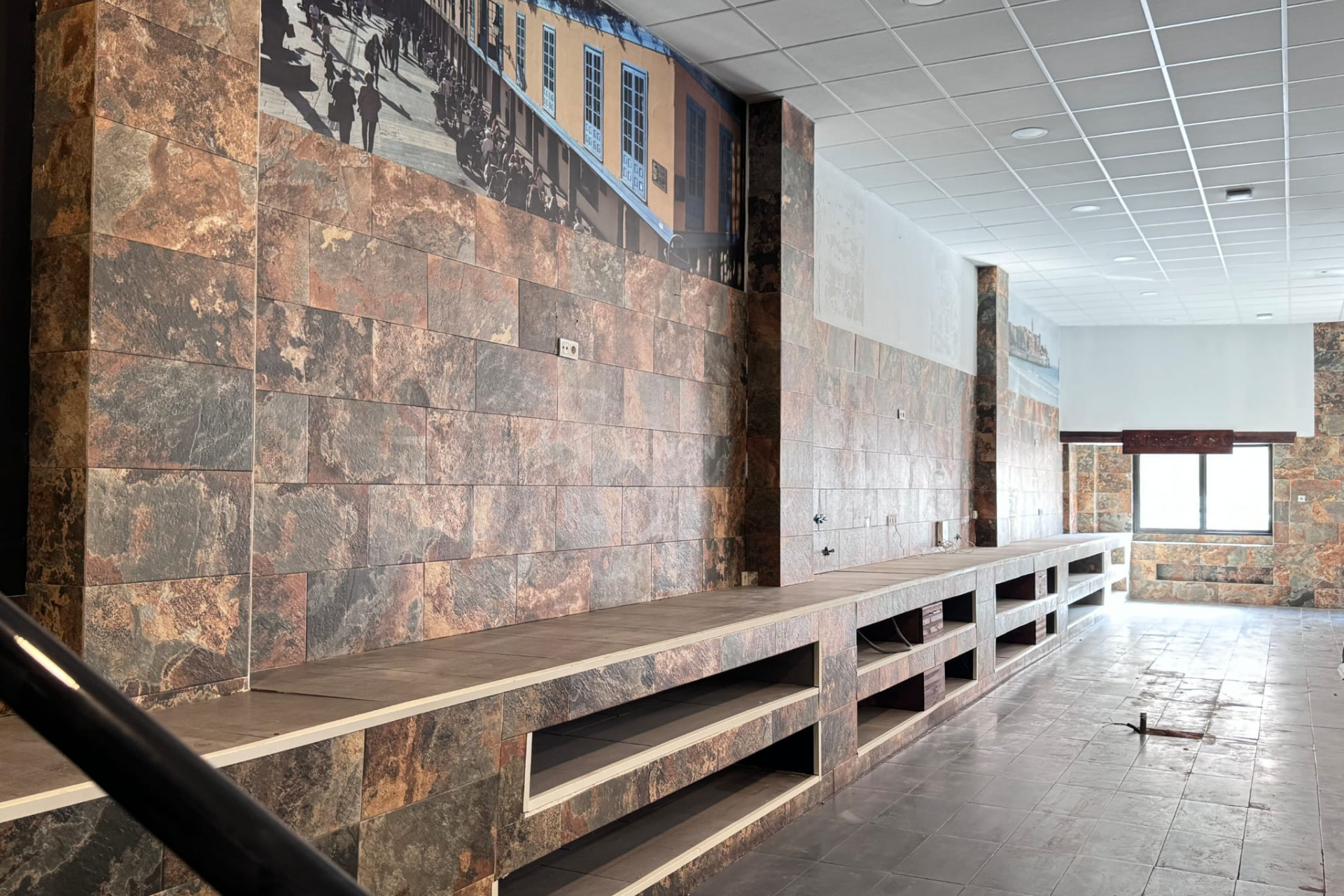 Resale - Commercial - Torrevieja - Costa Blanca