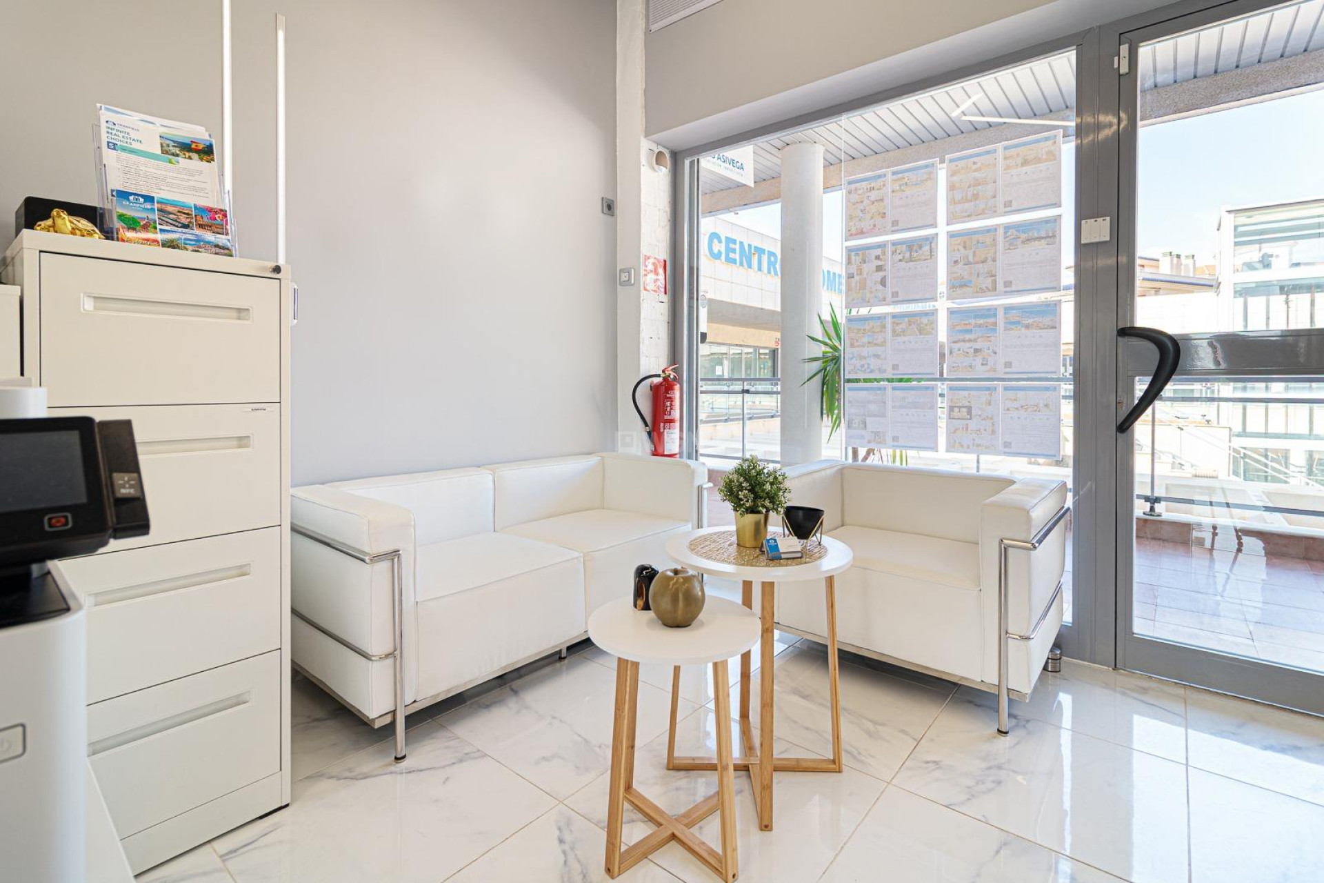 Resale - Commercial - Torrevieja - La Mata