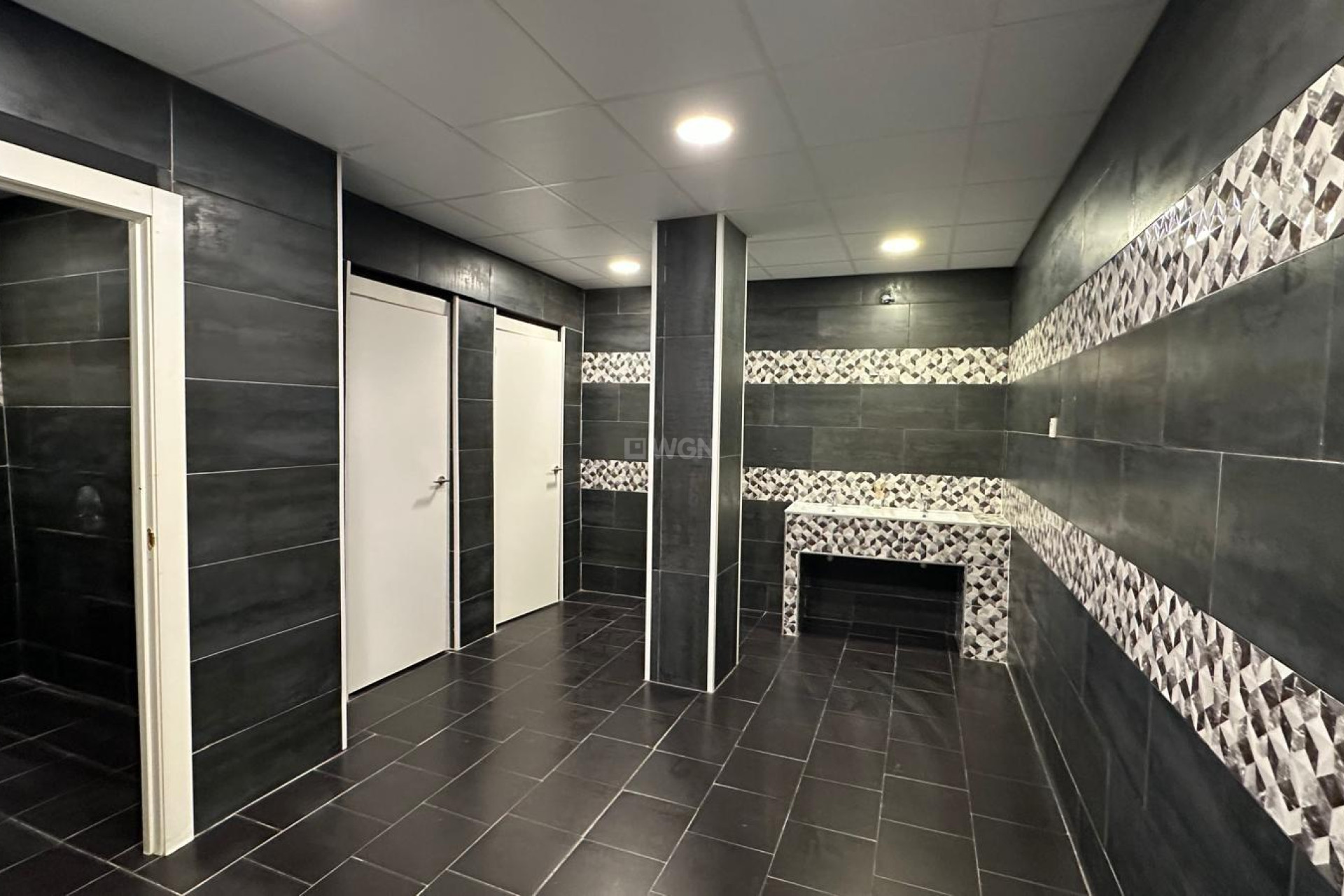 Resale - Commercial - Torrevieja - Paseo Maritimo