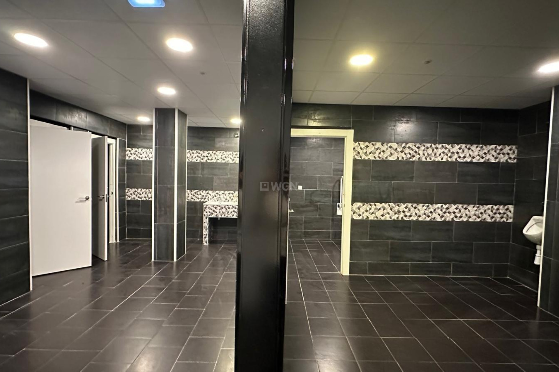 Resale - Commercial - Torrevieja - Paseo Maritimo