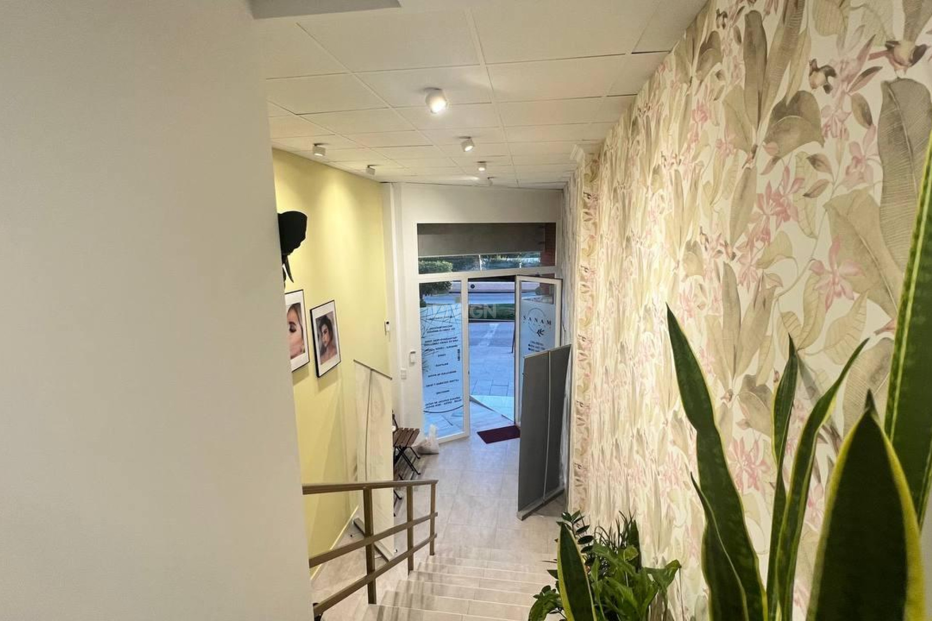 Resale - Commercial - Torrevieja - Puerto Deportivo