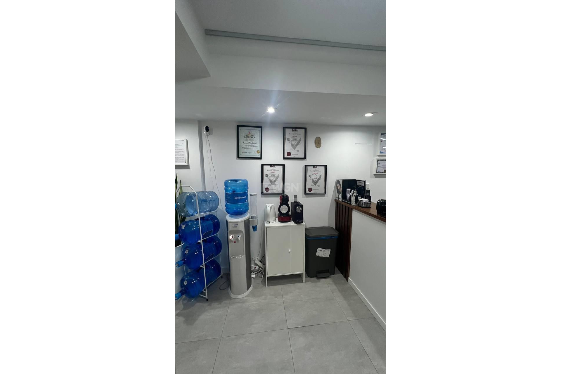 Resale - Commercial - Torrevieja - Puerto Deportivo