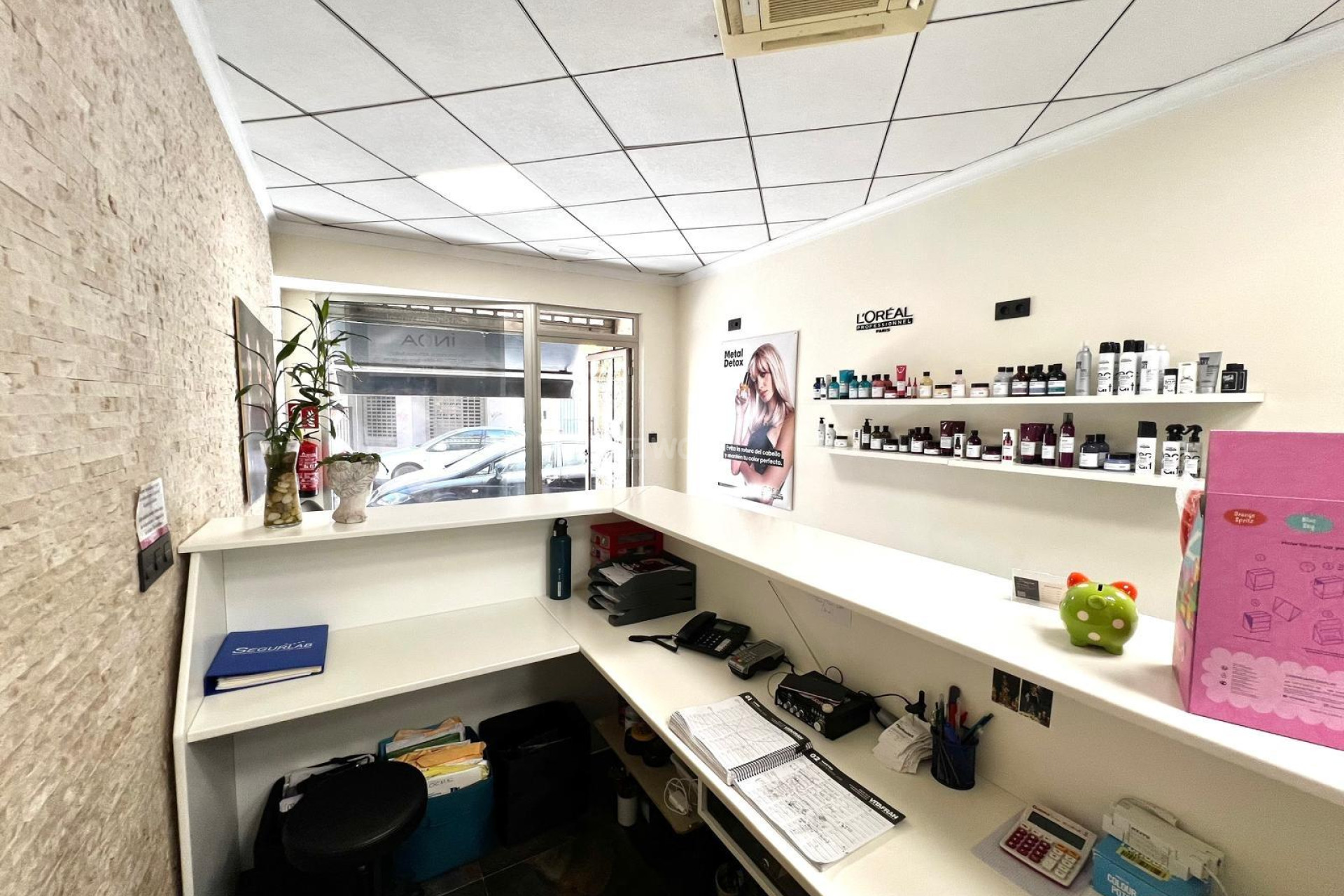 Resale - Commercial - Torrevieja