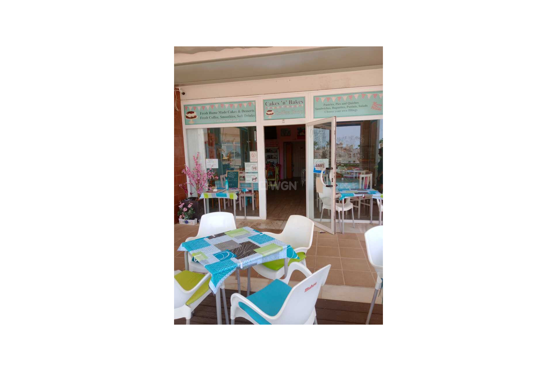 Resale - Commercial - Villamartin - Costa Blanca