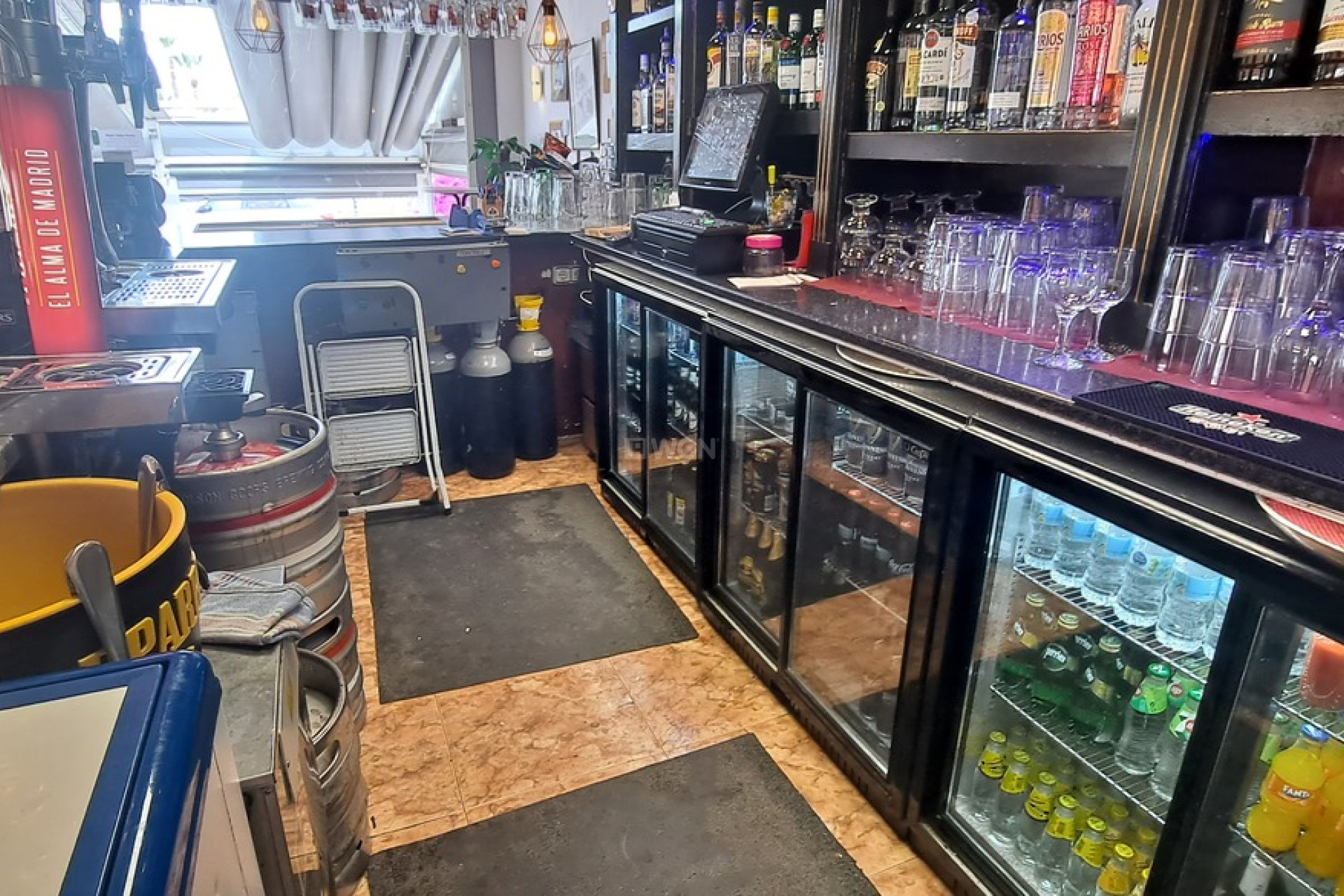 Resale - Commercial - Villamartin - Costa Blanca