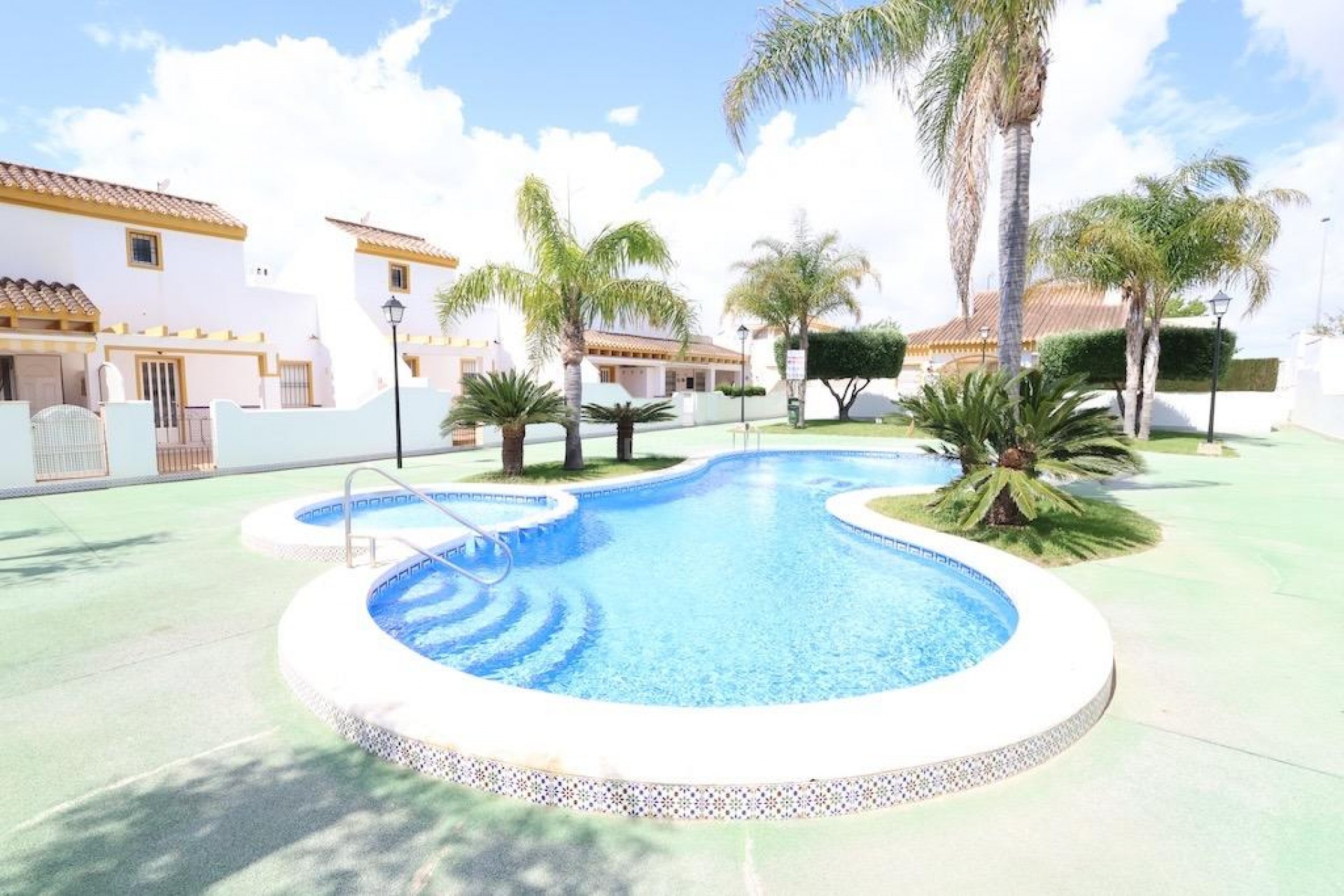 Resale - Duplex - Pilar de la Horadada - Costa Blanca