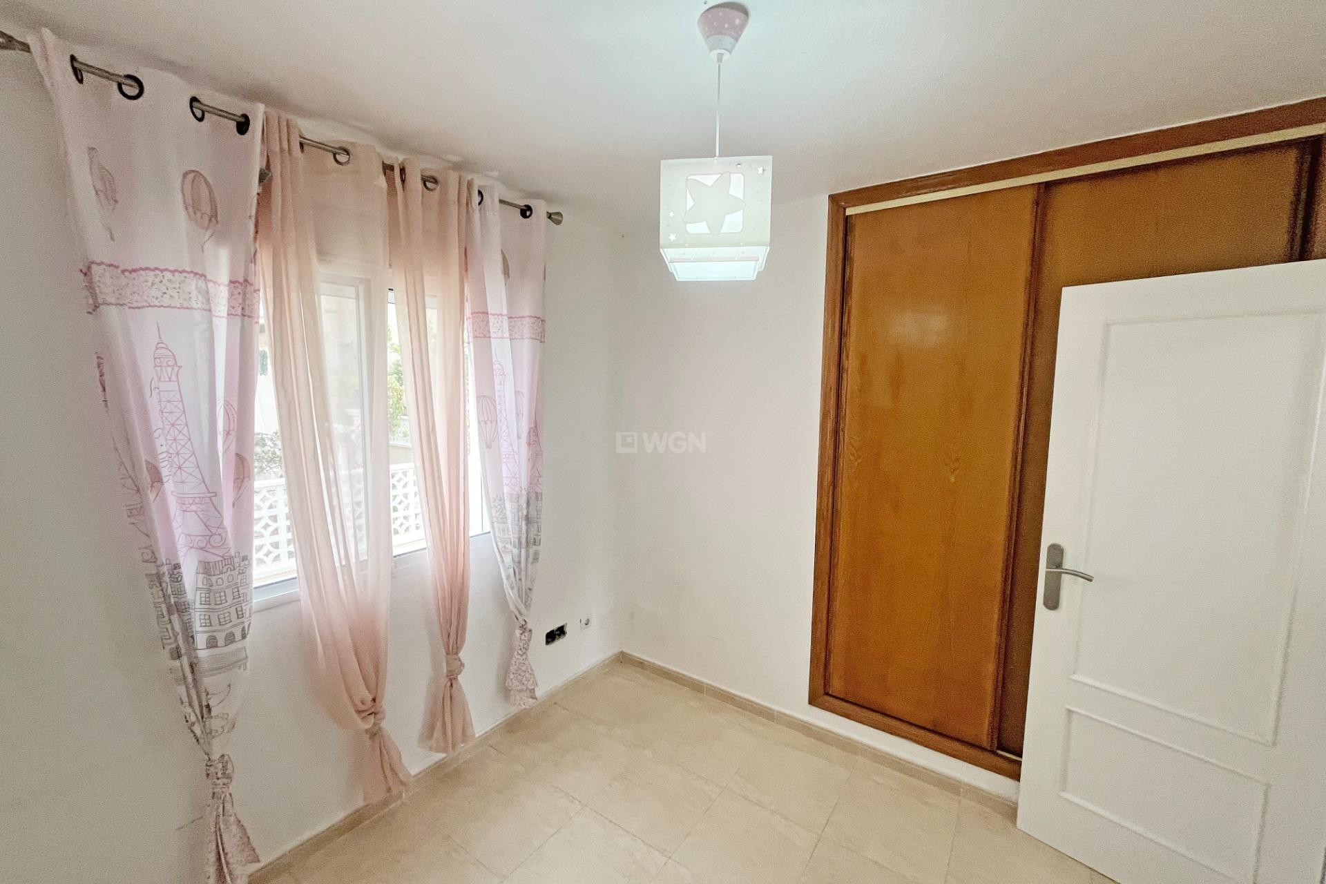 Resale - Duplex - San Miguel de Salinas - Las Filipinas