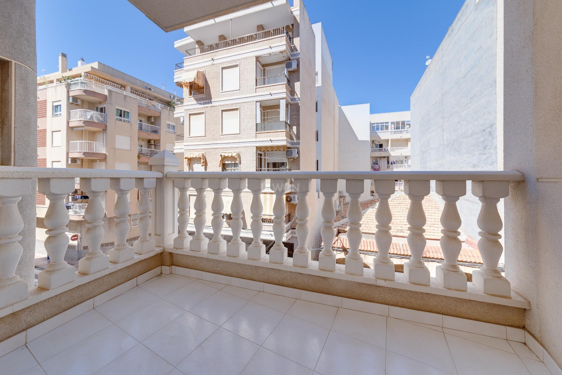 Resale - Duplex - Torrevieja - Playa de los Locos