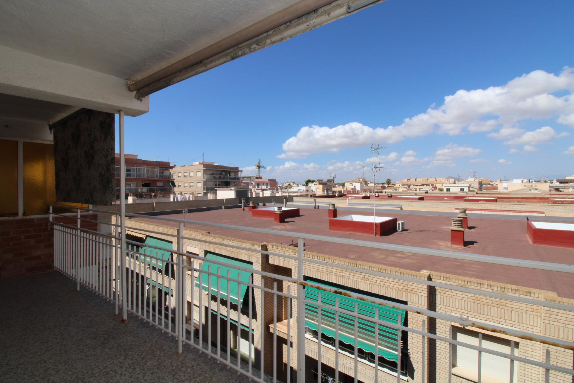 Resale - Penthouse - Lo Pagan - Villananitos