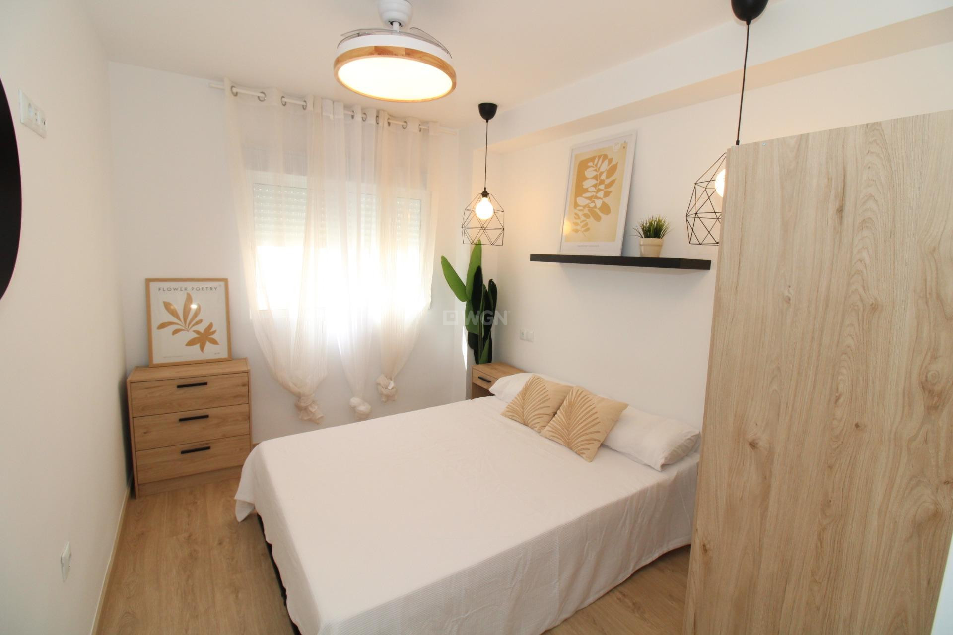 Resale - Penthouse - Lo Pagan - Villananitos