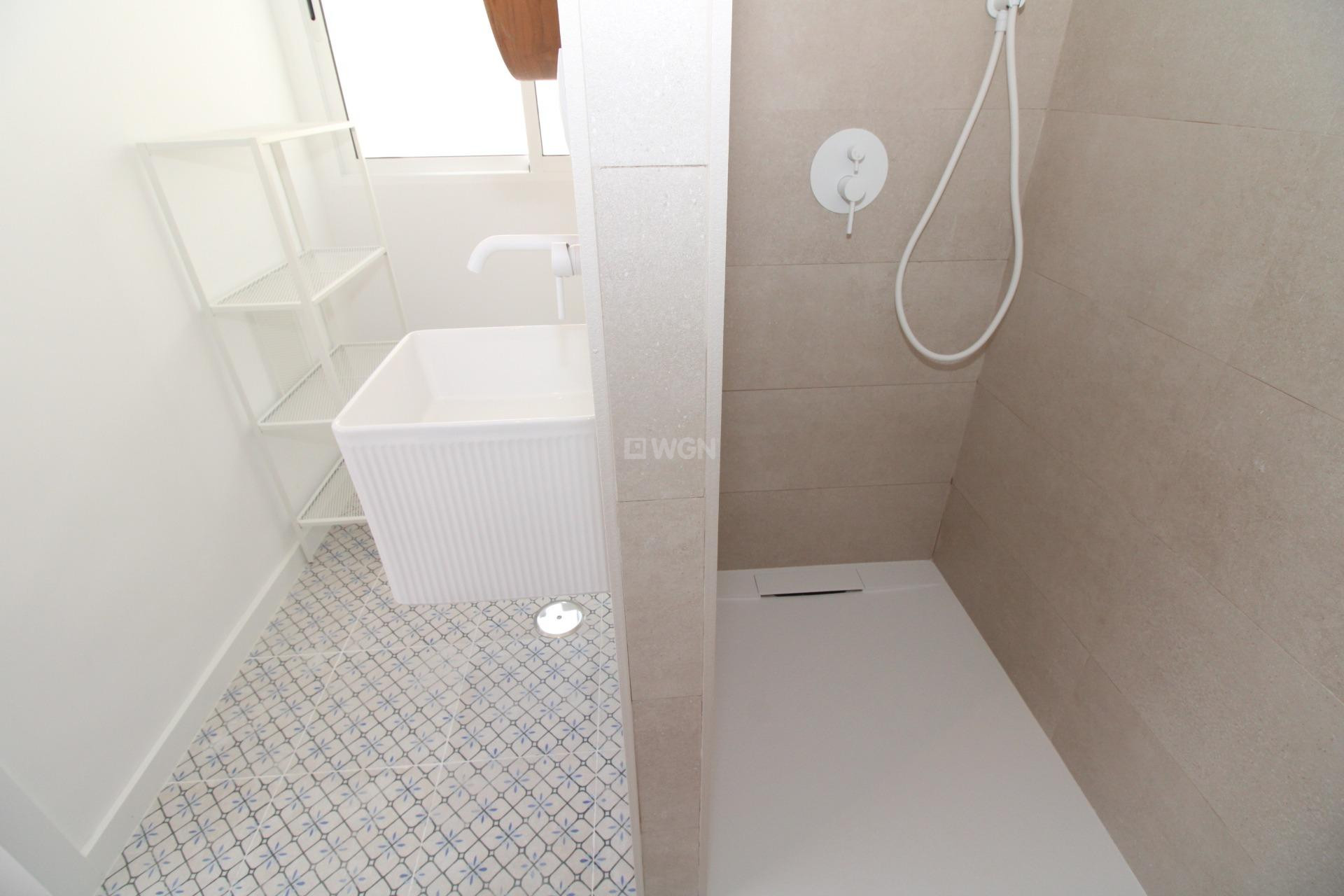 Resale - Penthouse - Lo Pagan - Villananitos