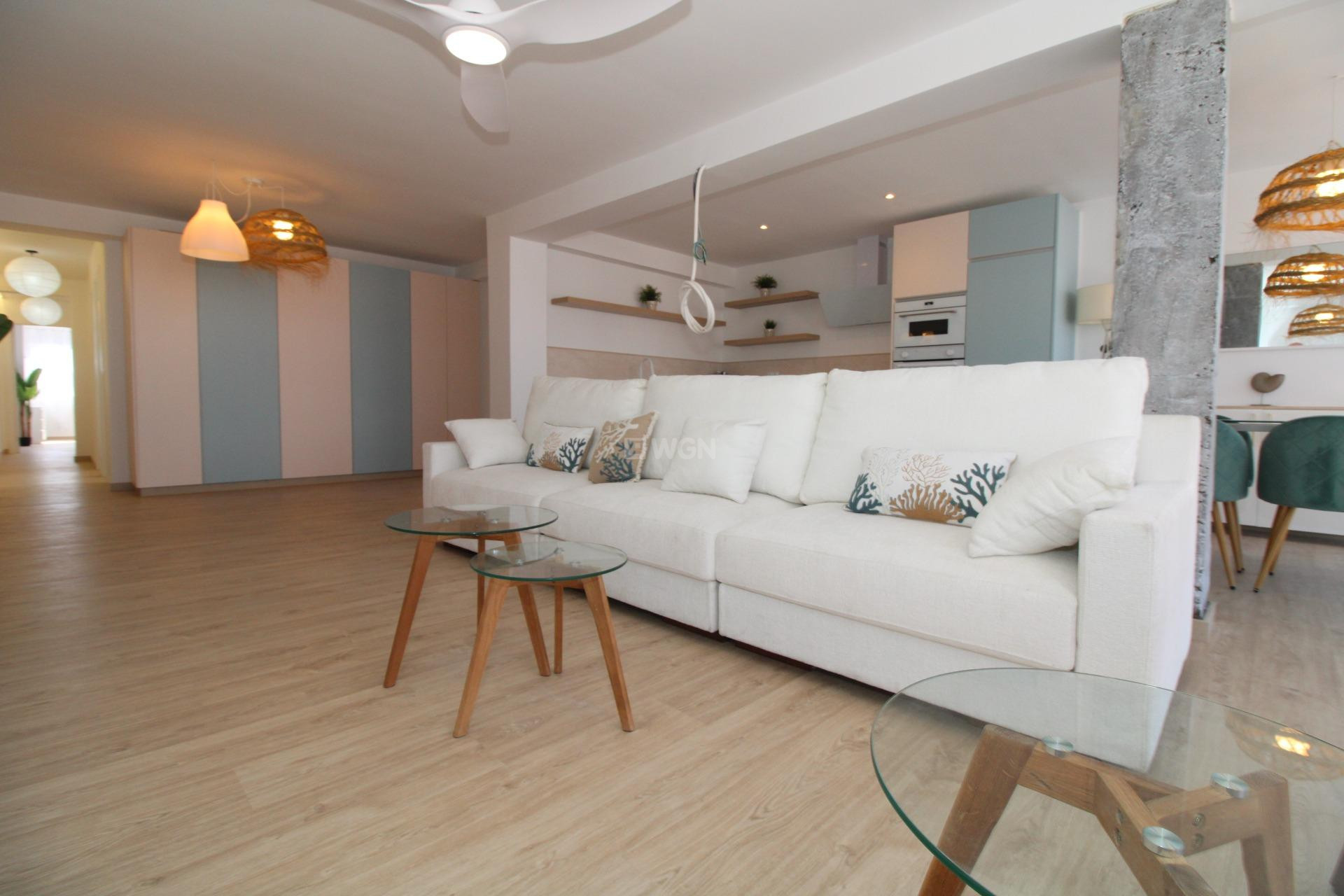 Resale - Penthouse - Lo Pagan - Villananitos