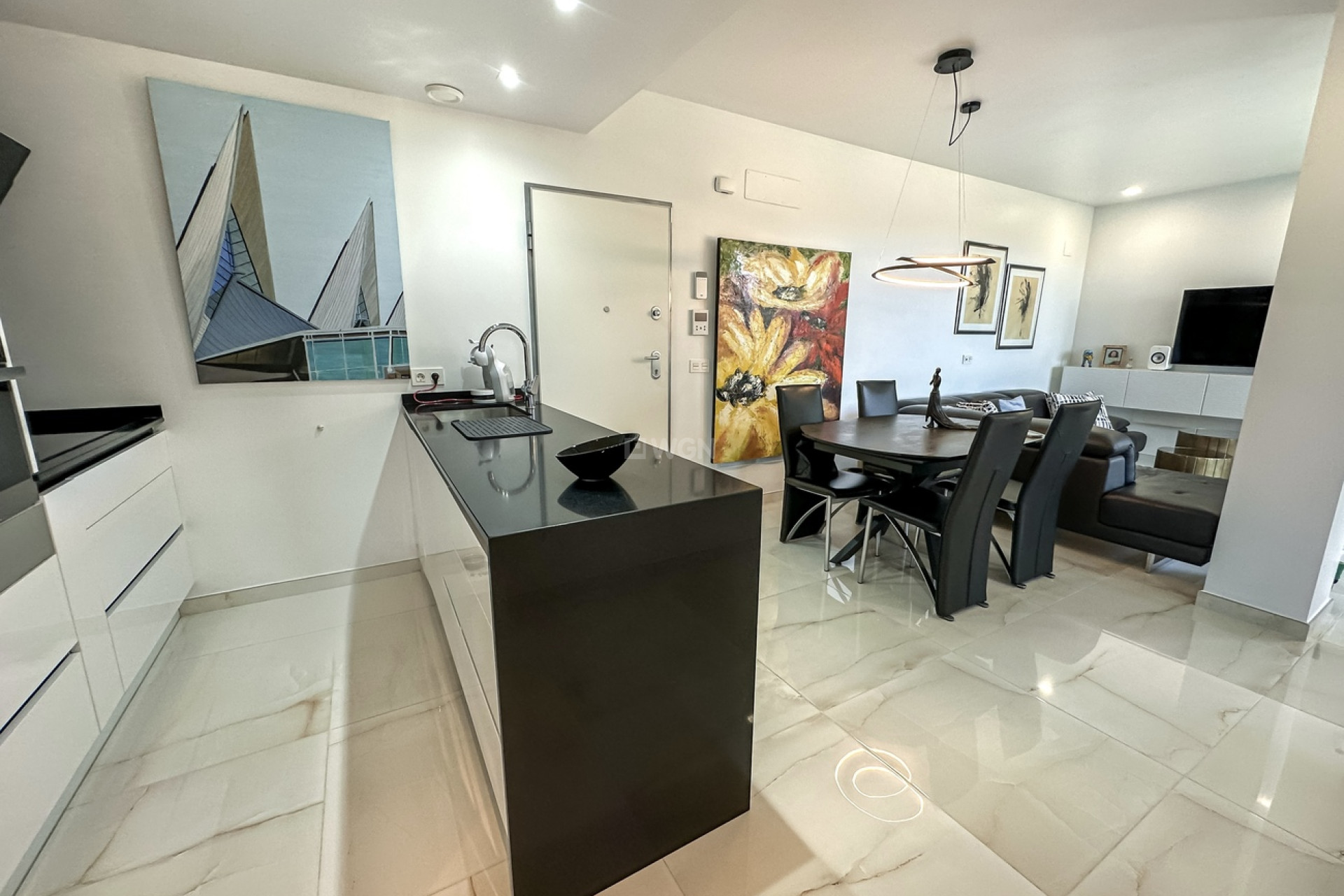 Resale - Penthouse - Los Altos - AMANECER