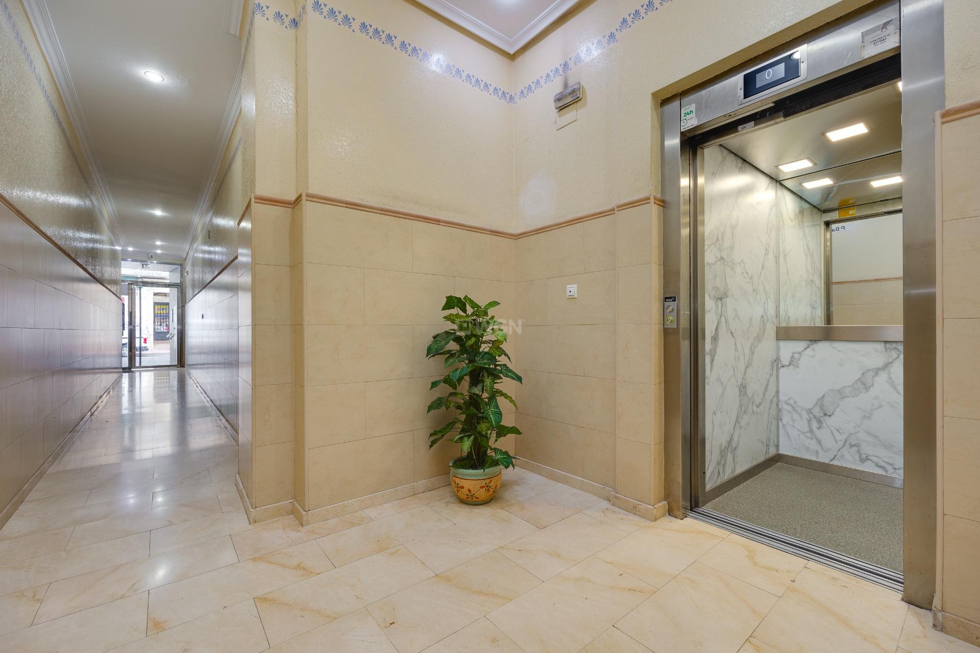 Resale - Penthouse - Torrevieja - Centro