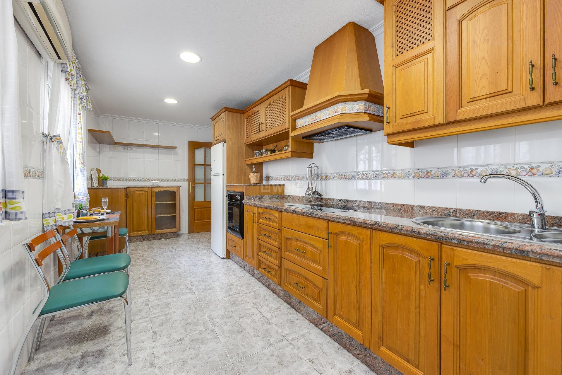 Resale - Penthouse - Torrevieja - Paseo Maritimo