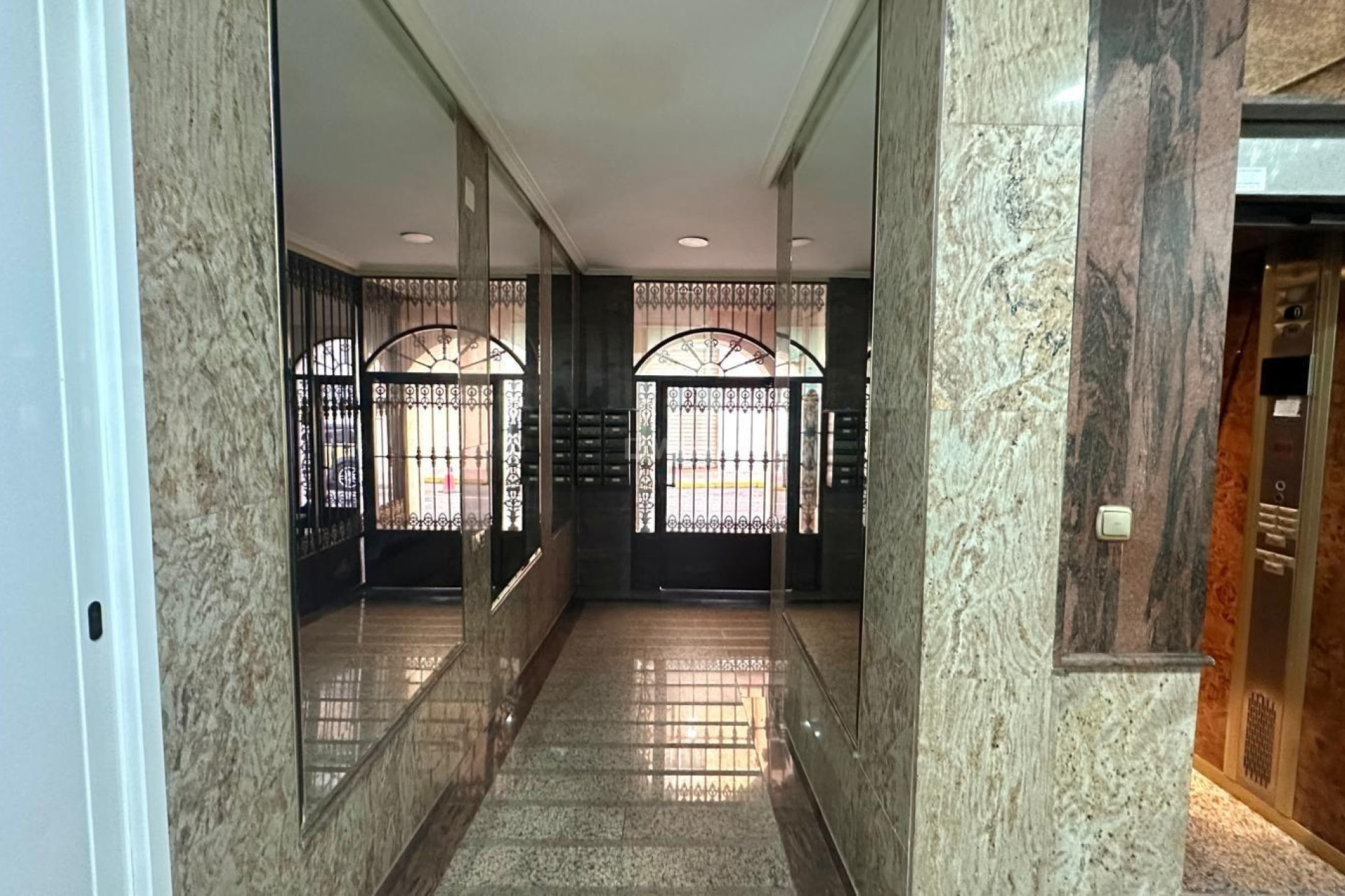 Resale - Penthouse - Torrevieja