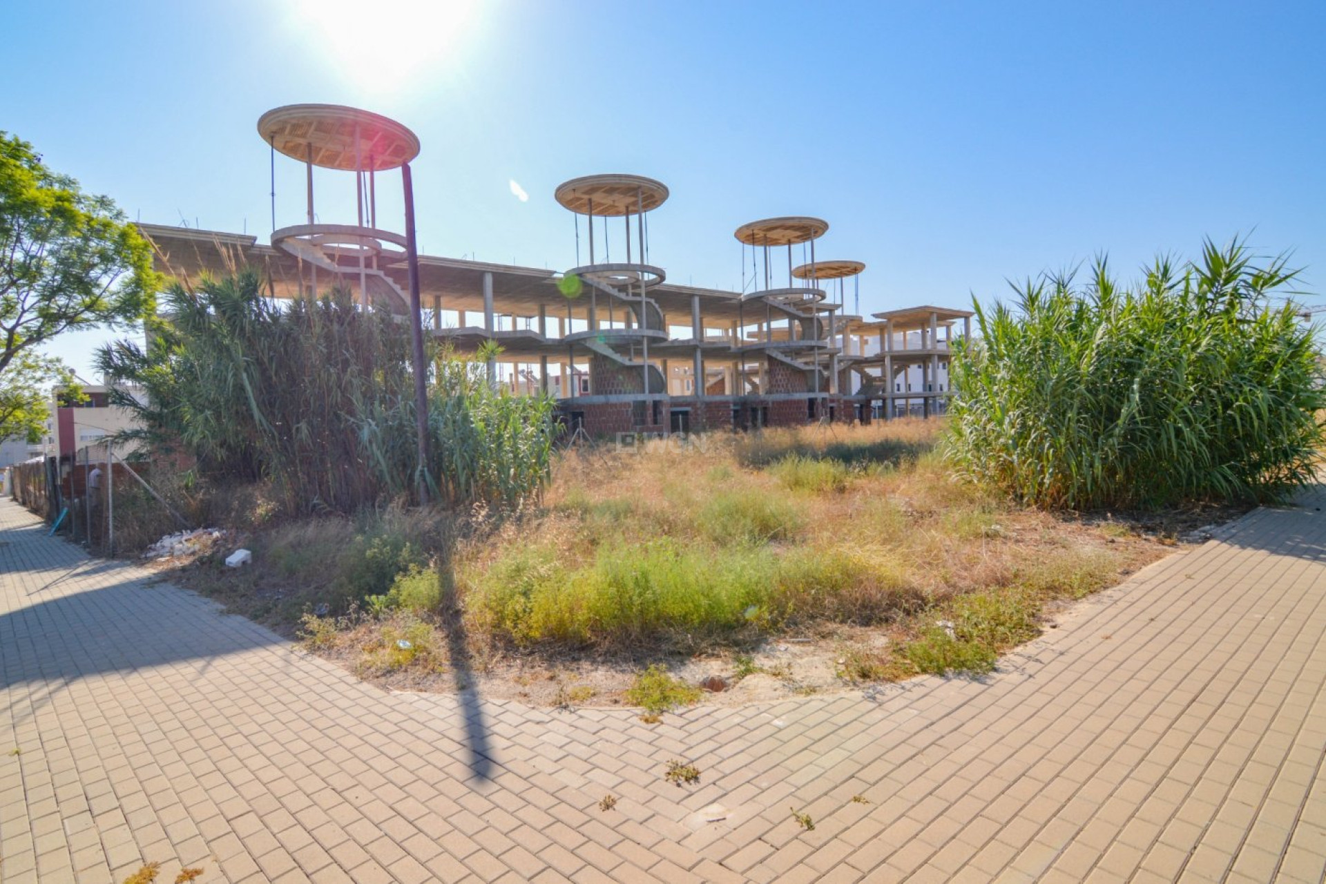 Resale - Plot / Land - Guardamar del Segura - Los Secanos