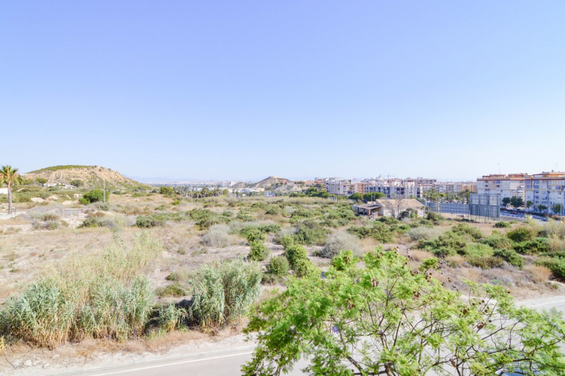 Resale - Plot / Land - Guardamar del Segura - Los Secanos