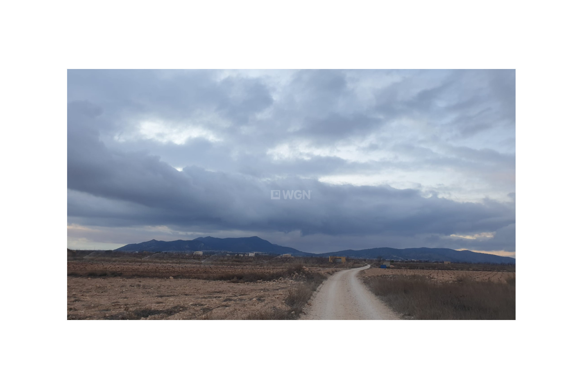 Resale - Plot / Land - Pinoso - Inland