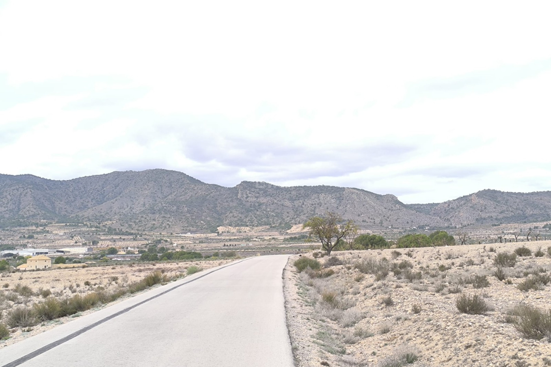 Resale - Plot / Land - Salinas - Inland